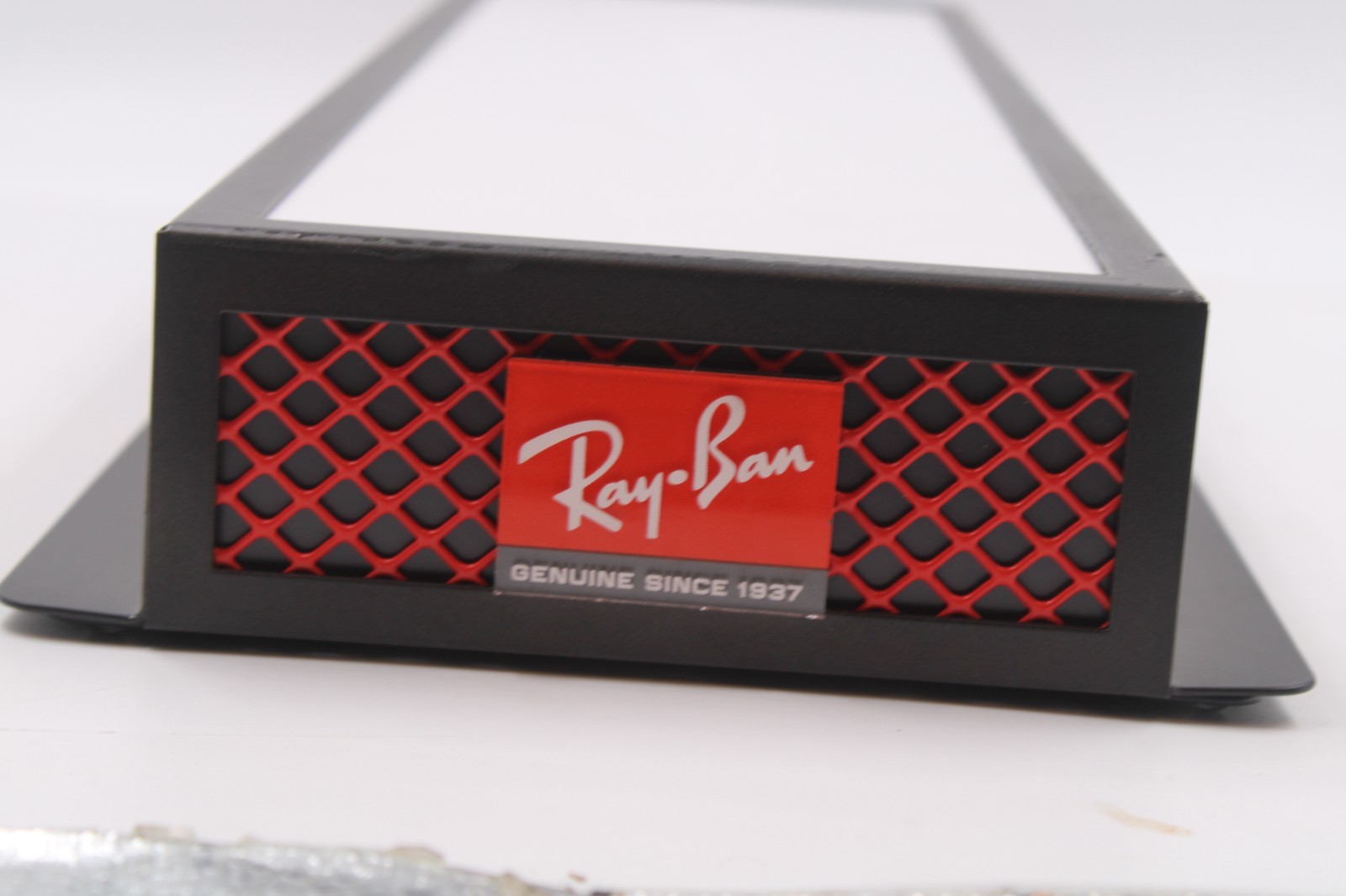 RAY BAN Sunglasses Countertop Riser Display Stand 16.5″ x 6 3/8″ x 2 1/8″ Italy