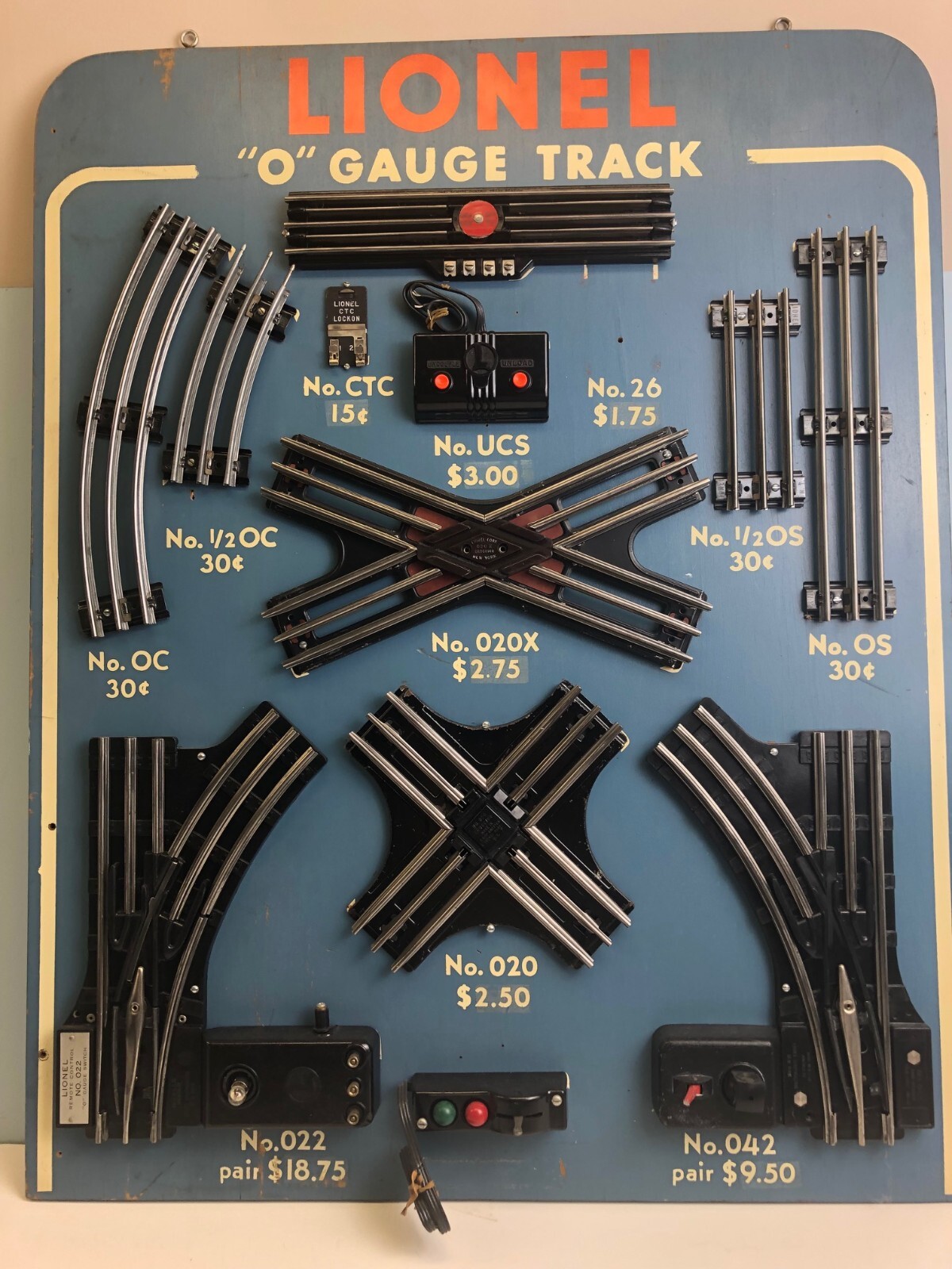 LIONEL POSTWAR DEALER DISPLAY #22