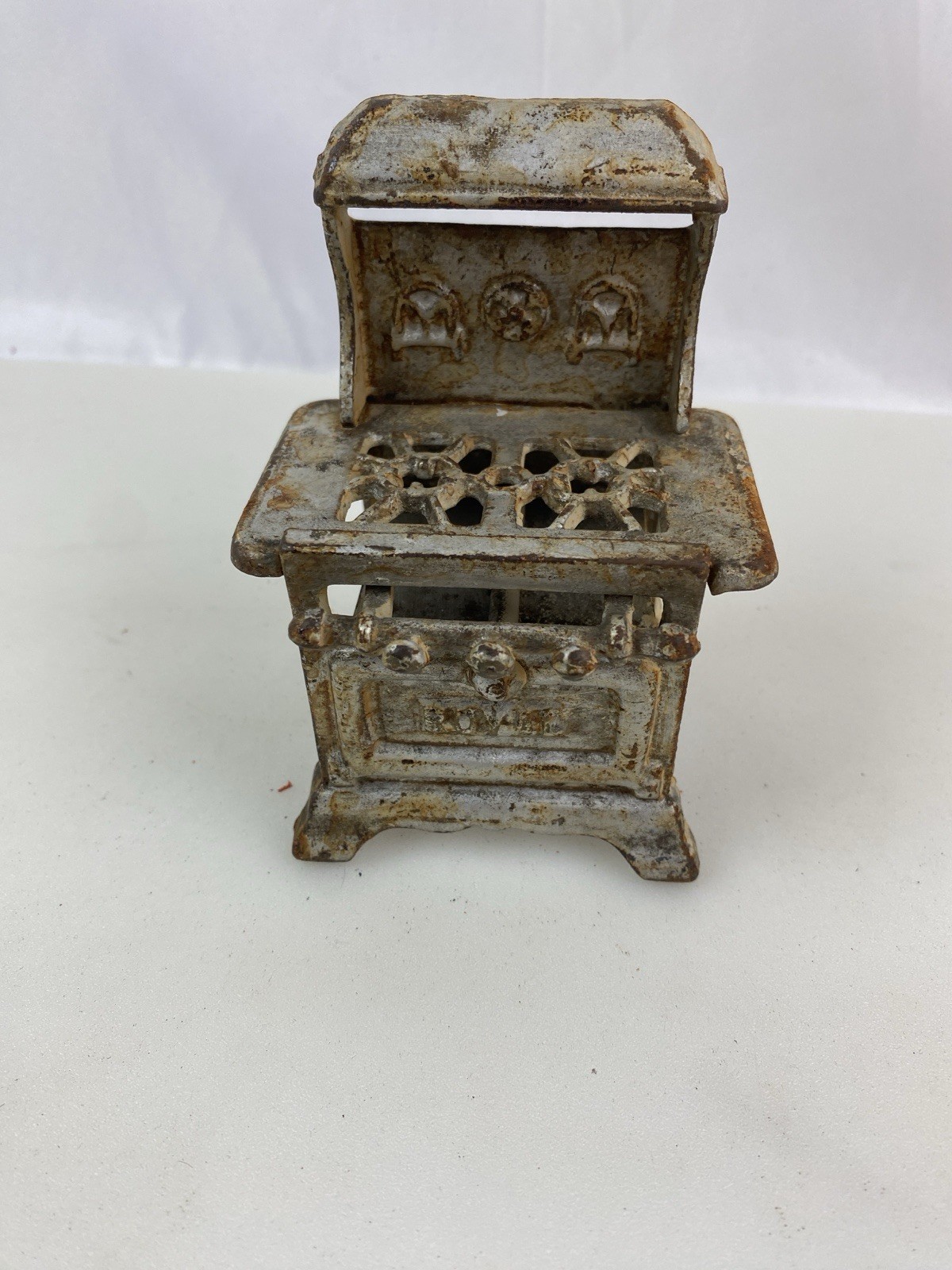 Antique Royal Cast Iron Miniature Cook Stove Salesman Sample/Dollhouse Toy