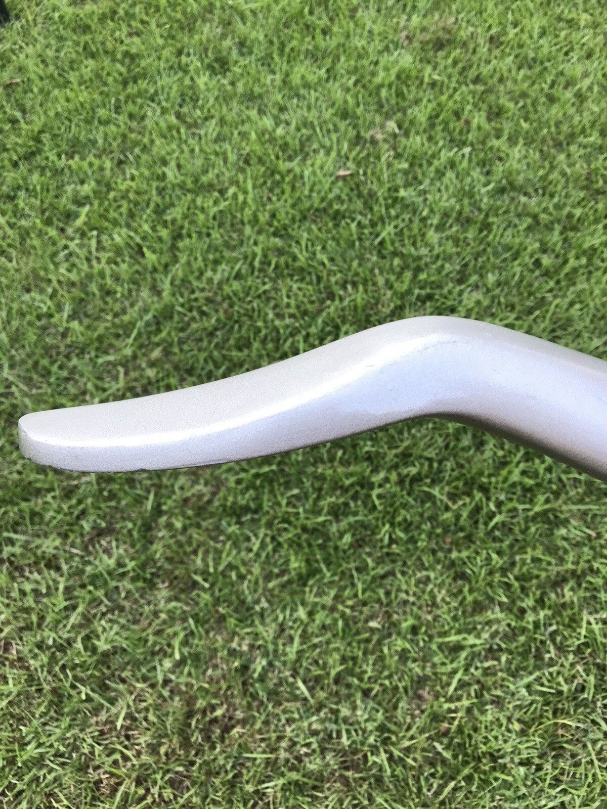 VINTAGE 27″ MANNEQUIN #051/8 ARM VERY UNUSUAL SILVER HAND LOOKS LIKE A FLIPPER