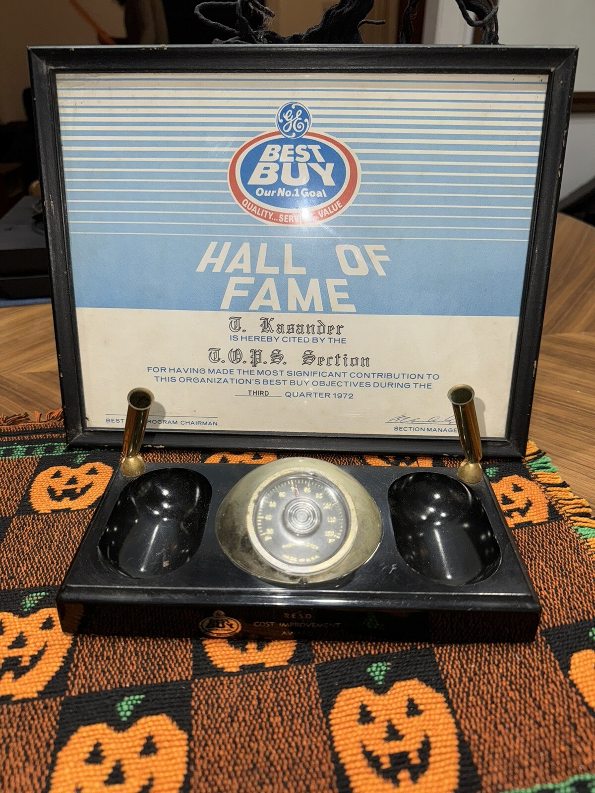 RARE Vintage 1970s Best Buy Hall Of Fame Certificate & Desk Organizer Award