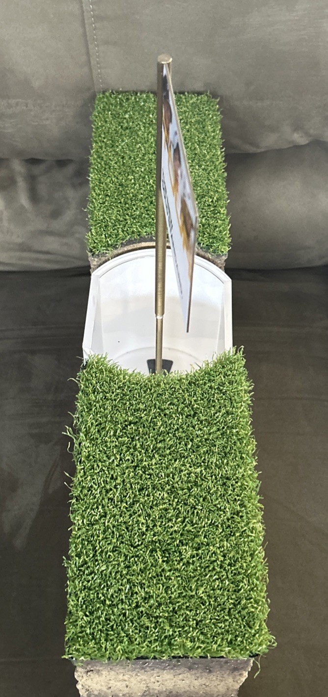 Callaway Golf Retail Display Brass Flag Turf Cup Counter Advertising
