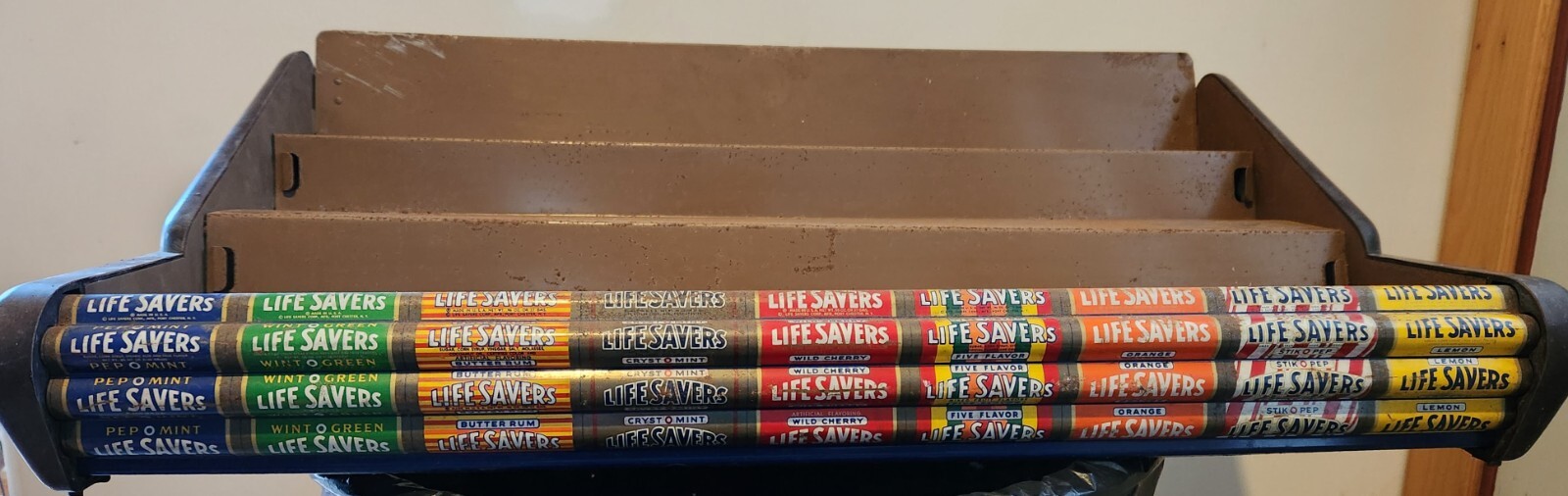 Vintage LIFESAVERS 9 Flavor Store Display Case Tin & Plastic 29″X15″X9.25″