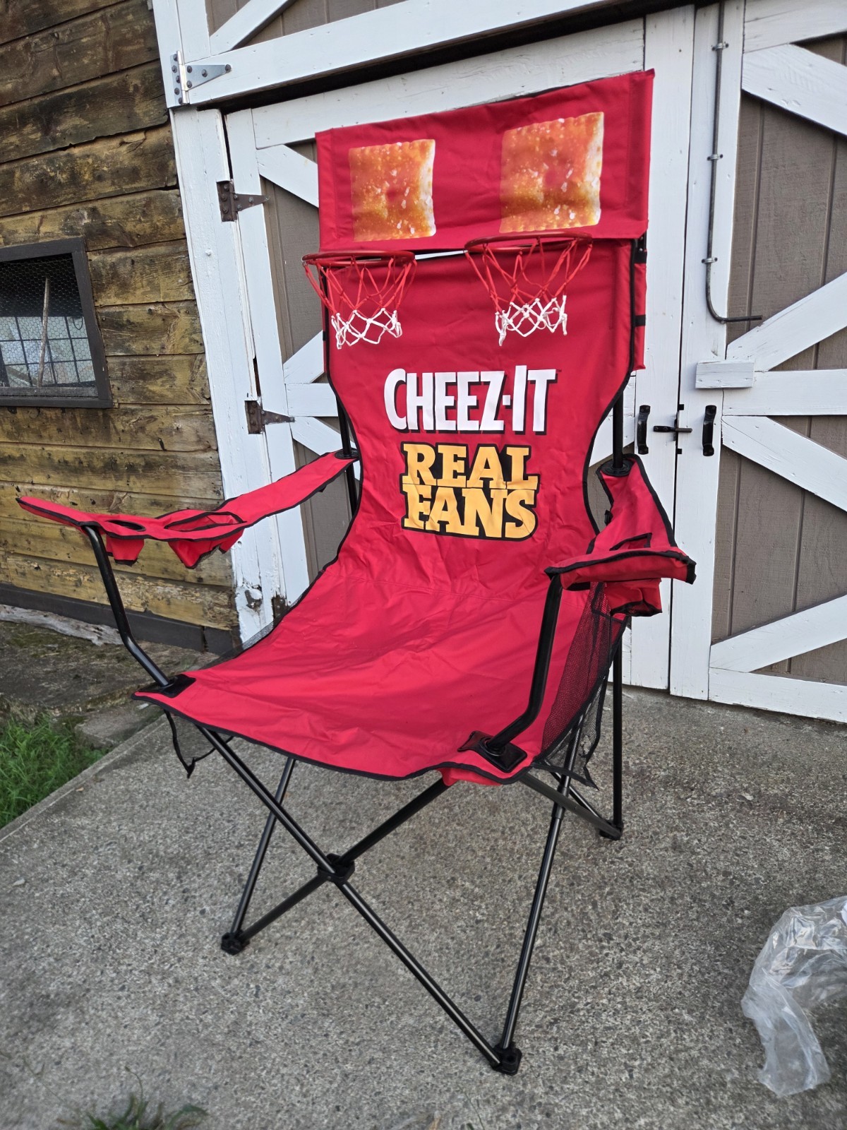 Kelloggs Cheez It Oversized Folding Lawn Chair Wth Basketball Hoops Store…