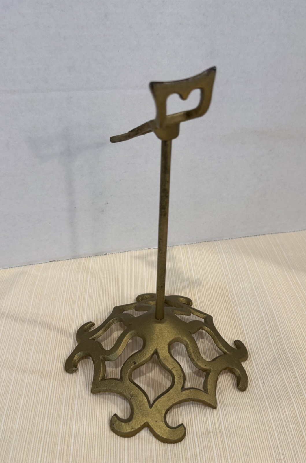 ANTIQUE VICTORIAN HAT OR SHOE STAND STORE DISPLAY Table Top General Store