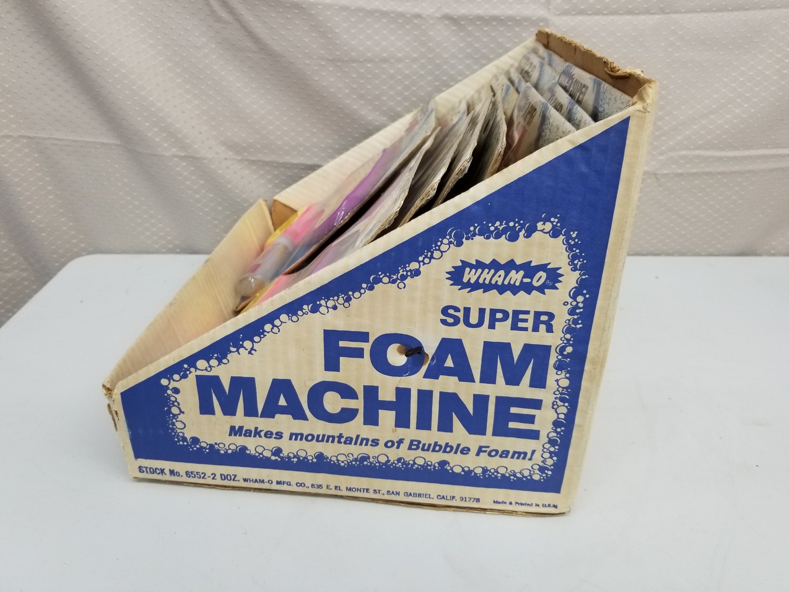 VTG 1969 Wham-O Super Foam Machine Counter Display W/14 Sealed Packs Shelf UP 5
