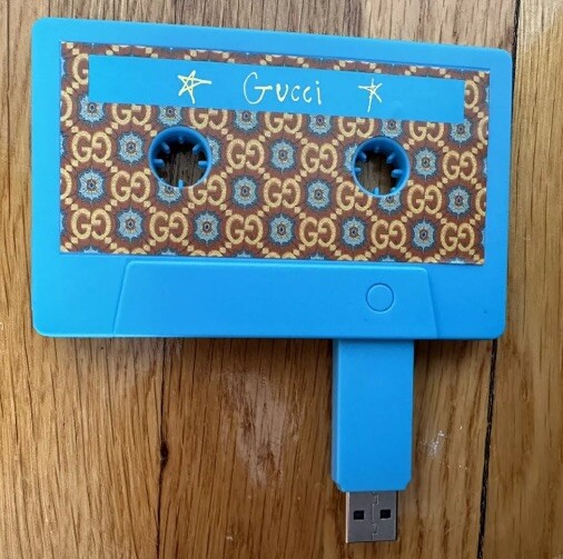 Auth Gucci Novelty 2021 Holiday Blue Cassette USB Limited Rare VIP Gift