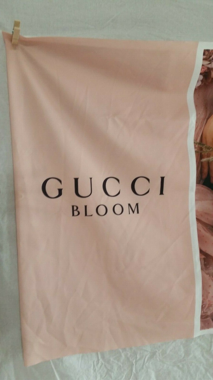 Gucci Bloom Perfume Fabric Store Advertising Display sleeve 27 x 25″ wrap