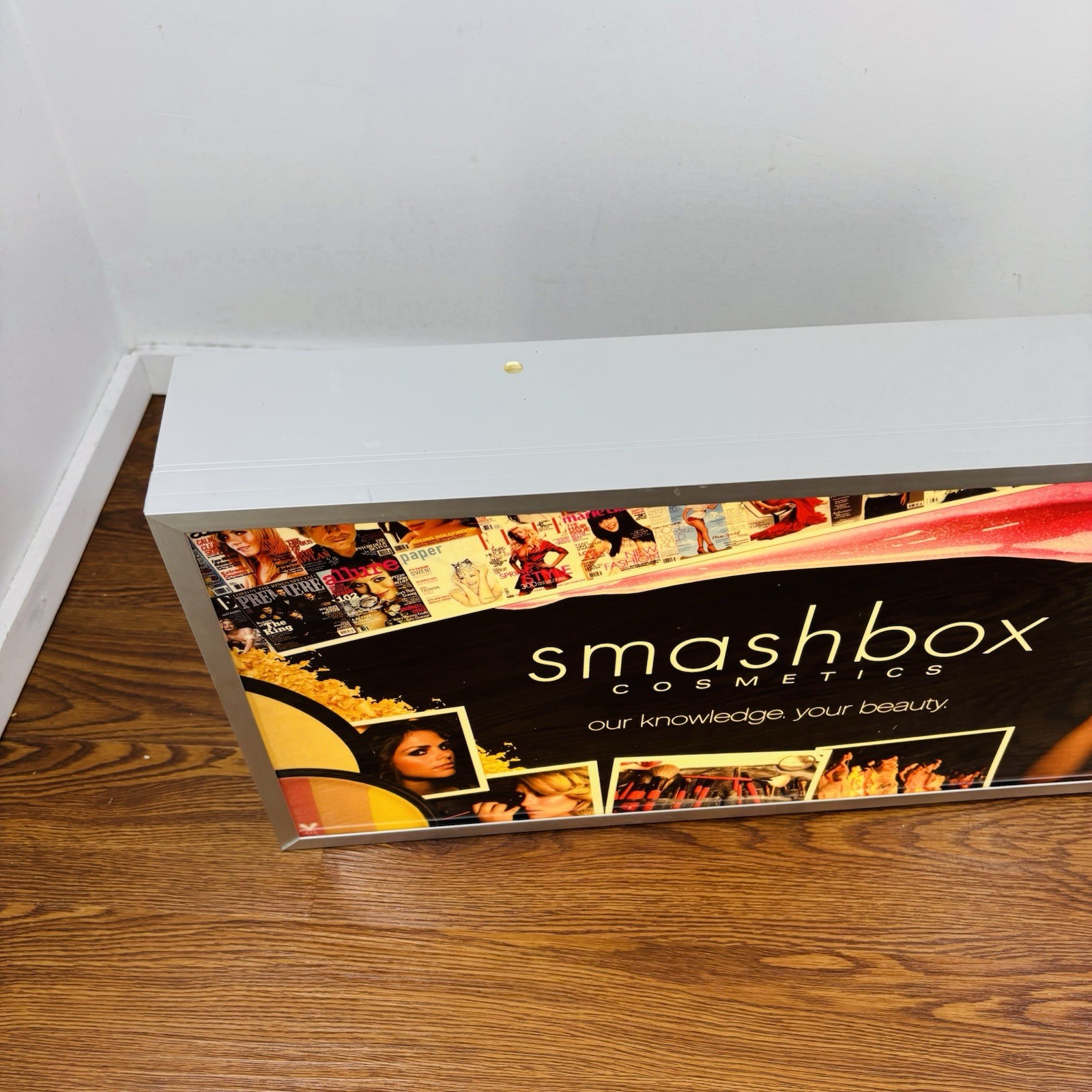 Smashbox Cosmetics RARE Light Up Commercial Display Sign Advertisement – Rare!