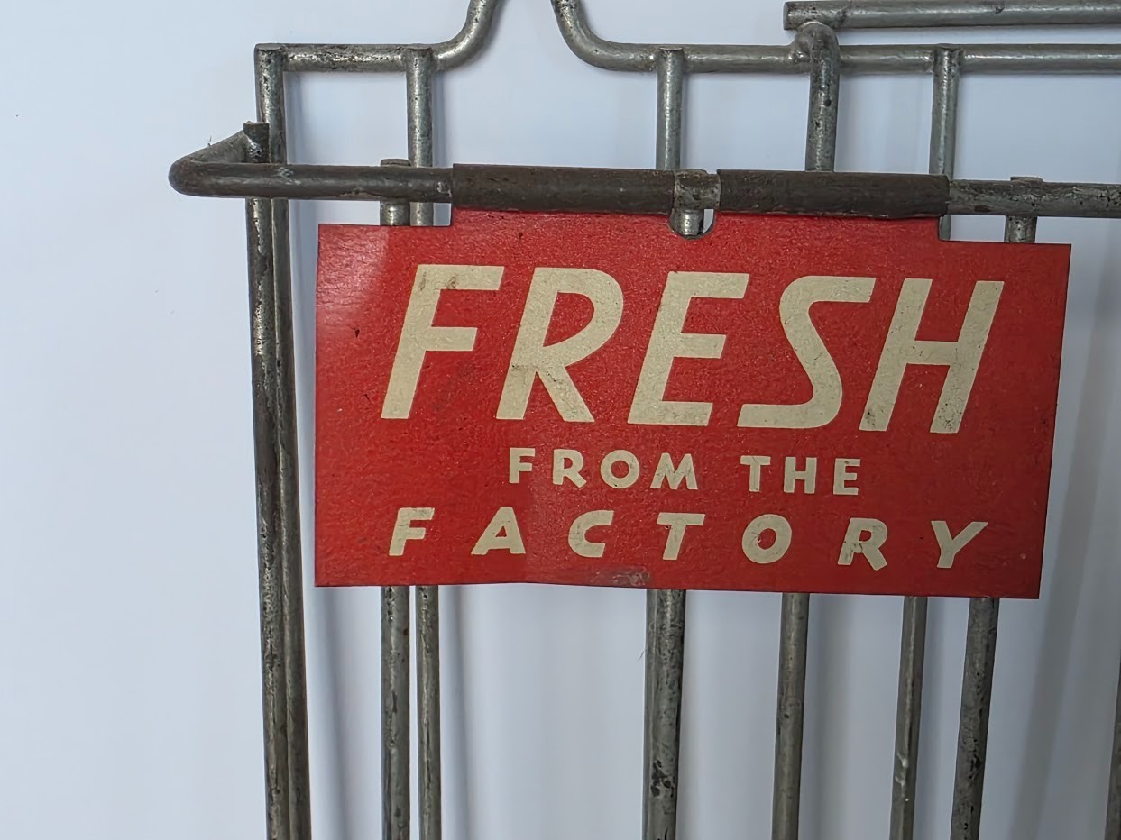 VINTAGE 1930’S BURGESS BATTERY DISPLAY /TESTER STORE DISPLAY-HARD TO FIND