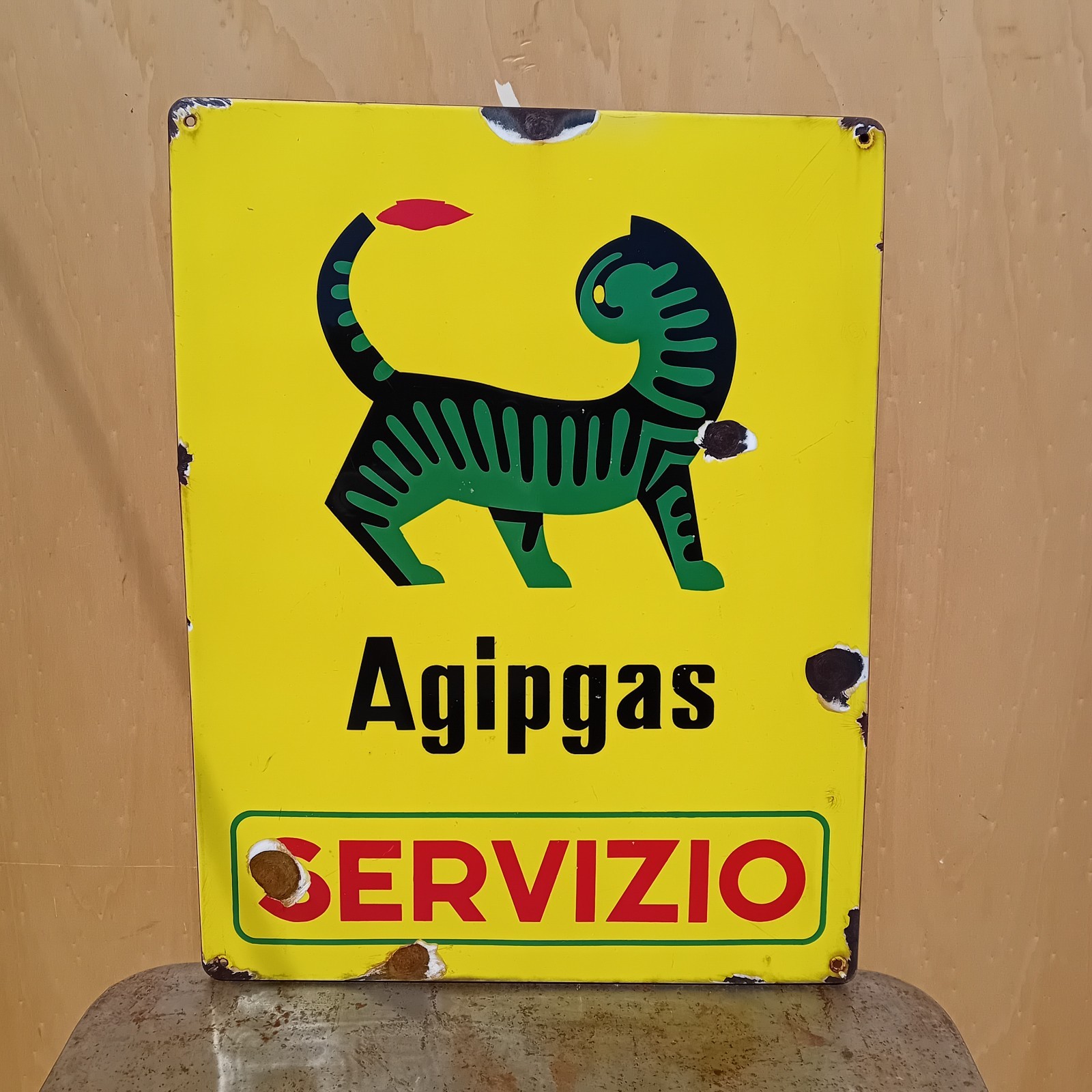 Agipgas Service Enamel Table Sign
