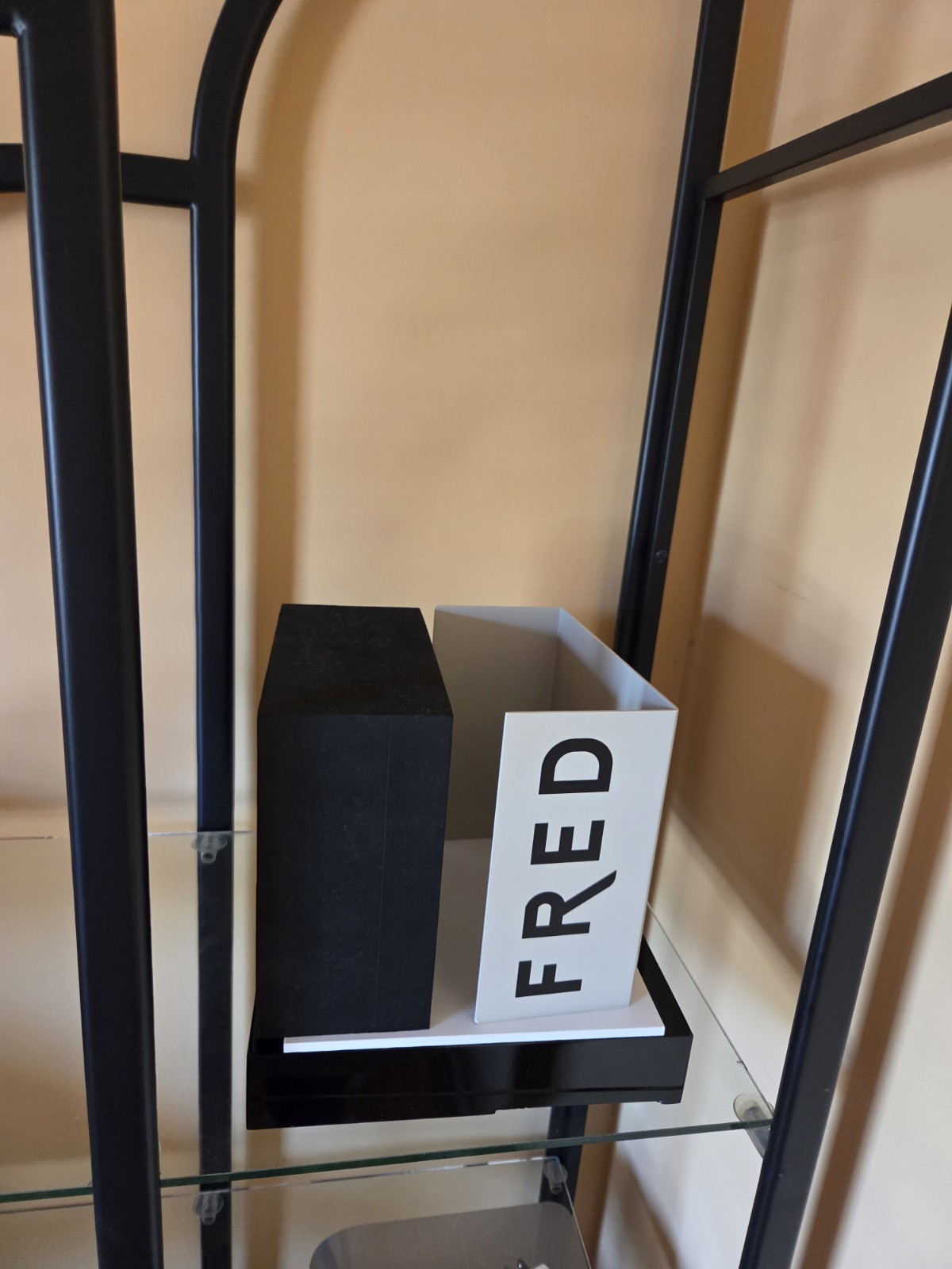 FRED SUNGLASSES& EYEGLASSES DISPLAY, UNIT, SIGN. BLACK/GREY, 13.8 OZ, VERY RARE