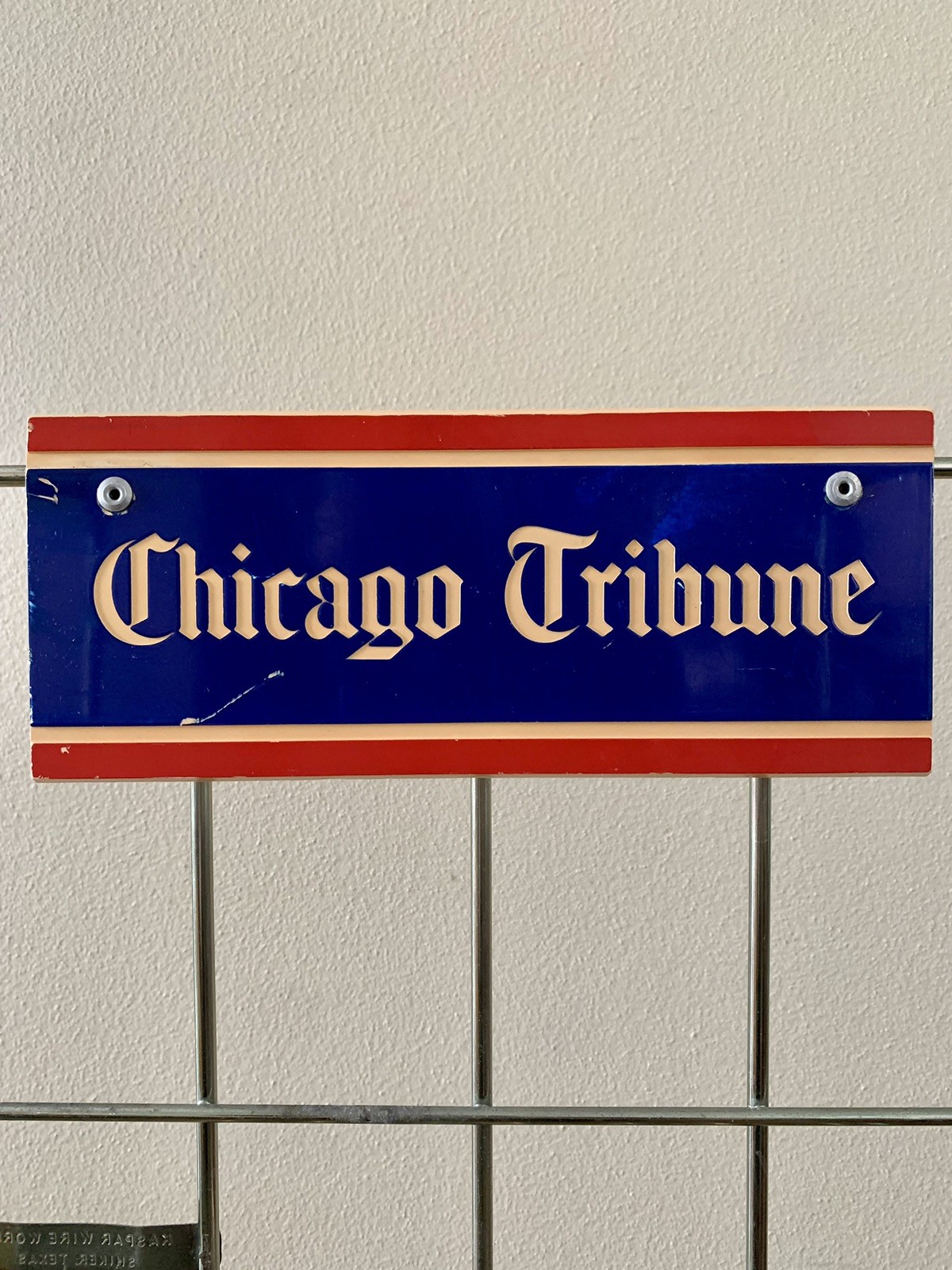 Vintage Chicago Tribune Newspaper Newsstand Rack Kaspar Wire Works Shiner Texas