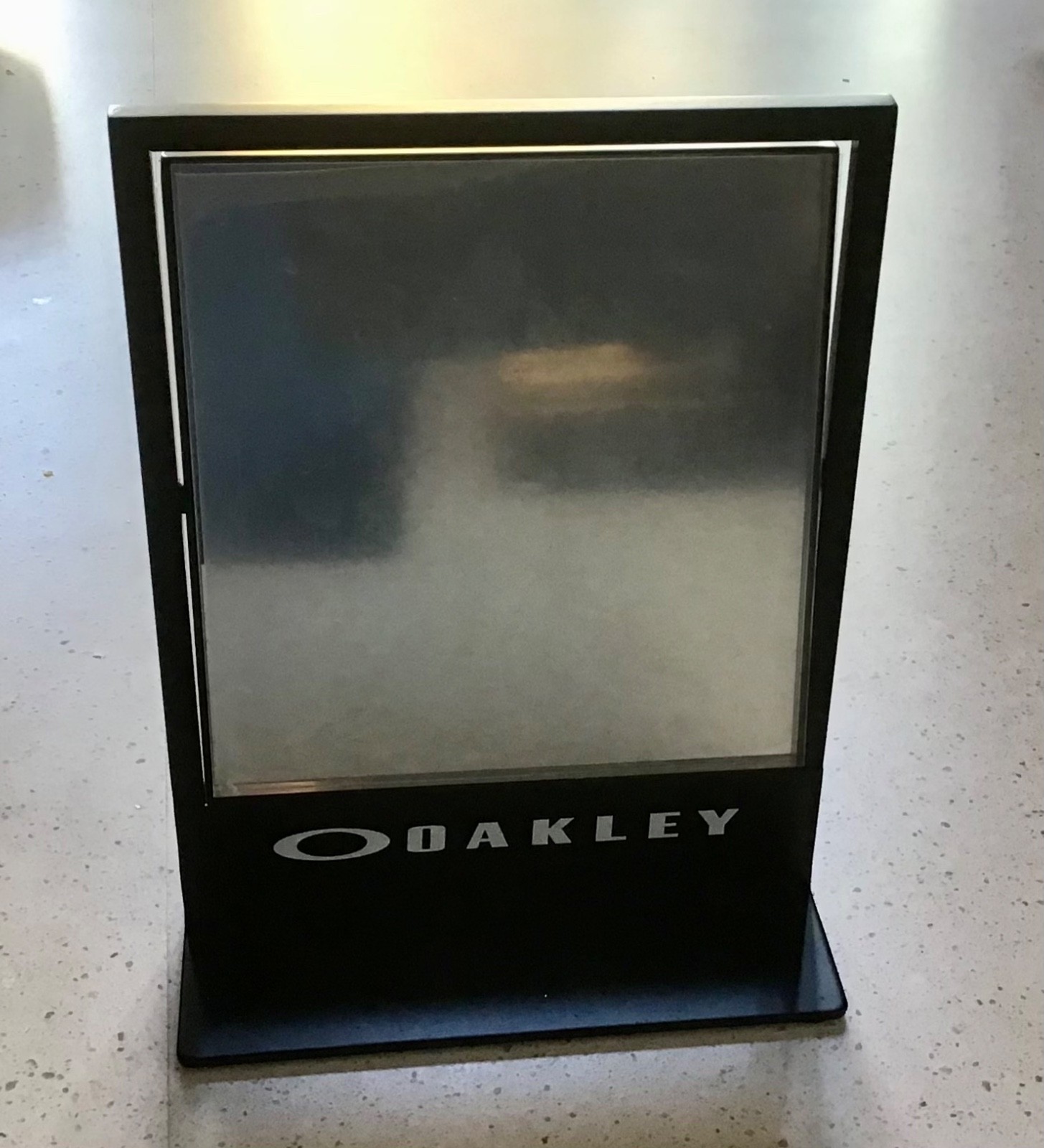 Oakley Display Flip Mirror Free Standing Table Top Store Display New
