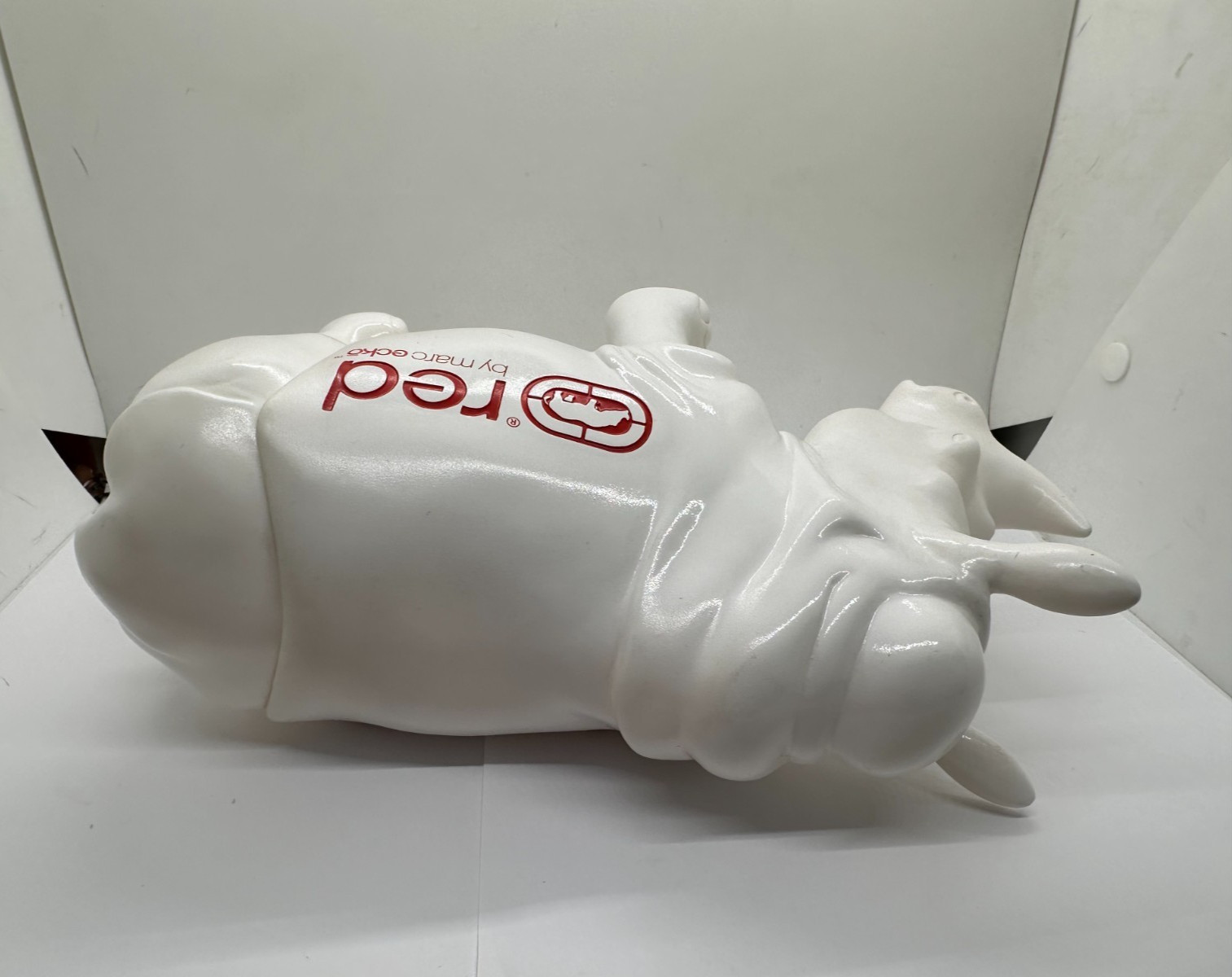 RARE MARC ECKO STORE DISPLAY WHITE RHINO RED “COLLECTIBLE” 11.5″x6.5″