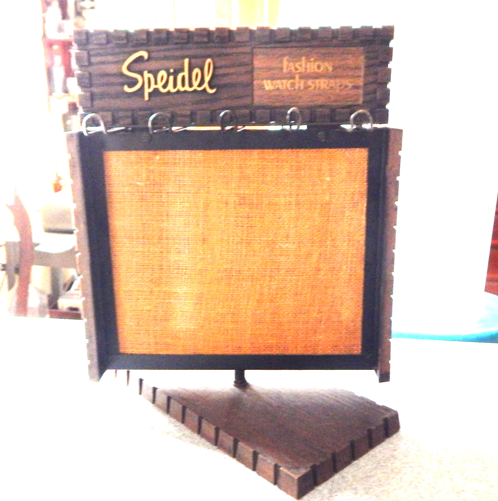 Speidel Fashion Watch Straps -Plastic Point of Sale Rotating Counter Top Display