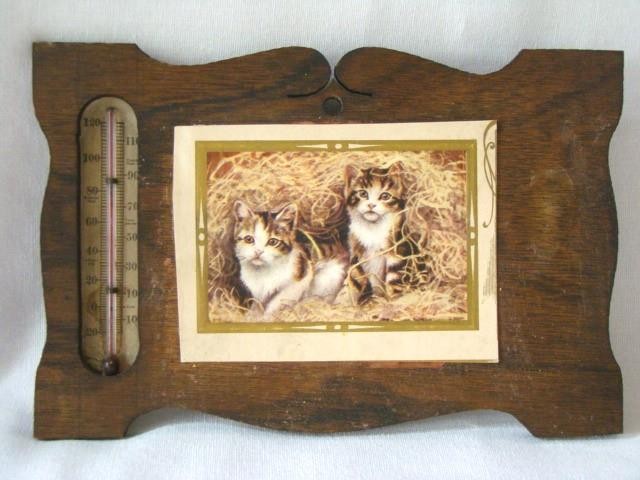 Sweet Vintage 1930s KITTY CATS Wood Plaque Thermometer Display