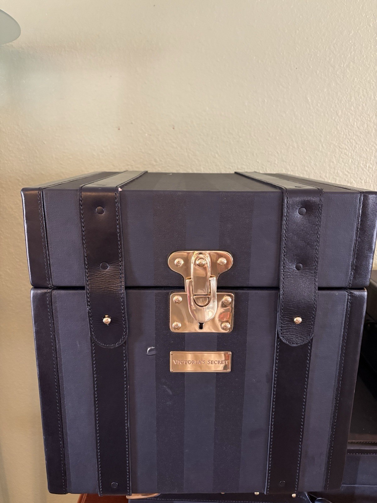 Very Rare Vintage Victoria’s Secret Black Display Luggage FREE SHIPPING
