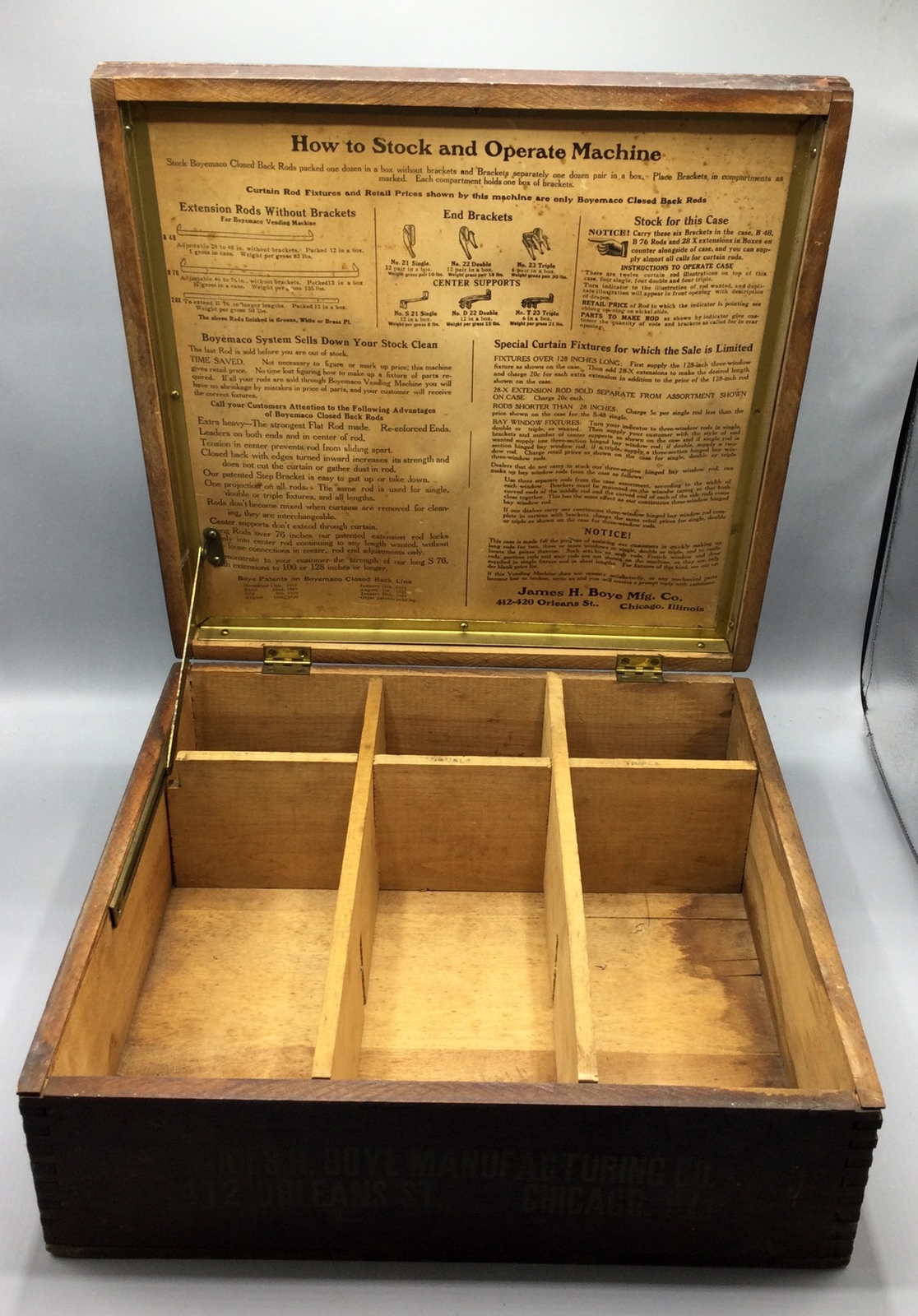 Vintage Boyemaco Curtain Fixtures Traveling Salesman Box