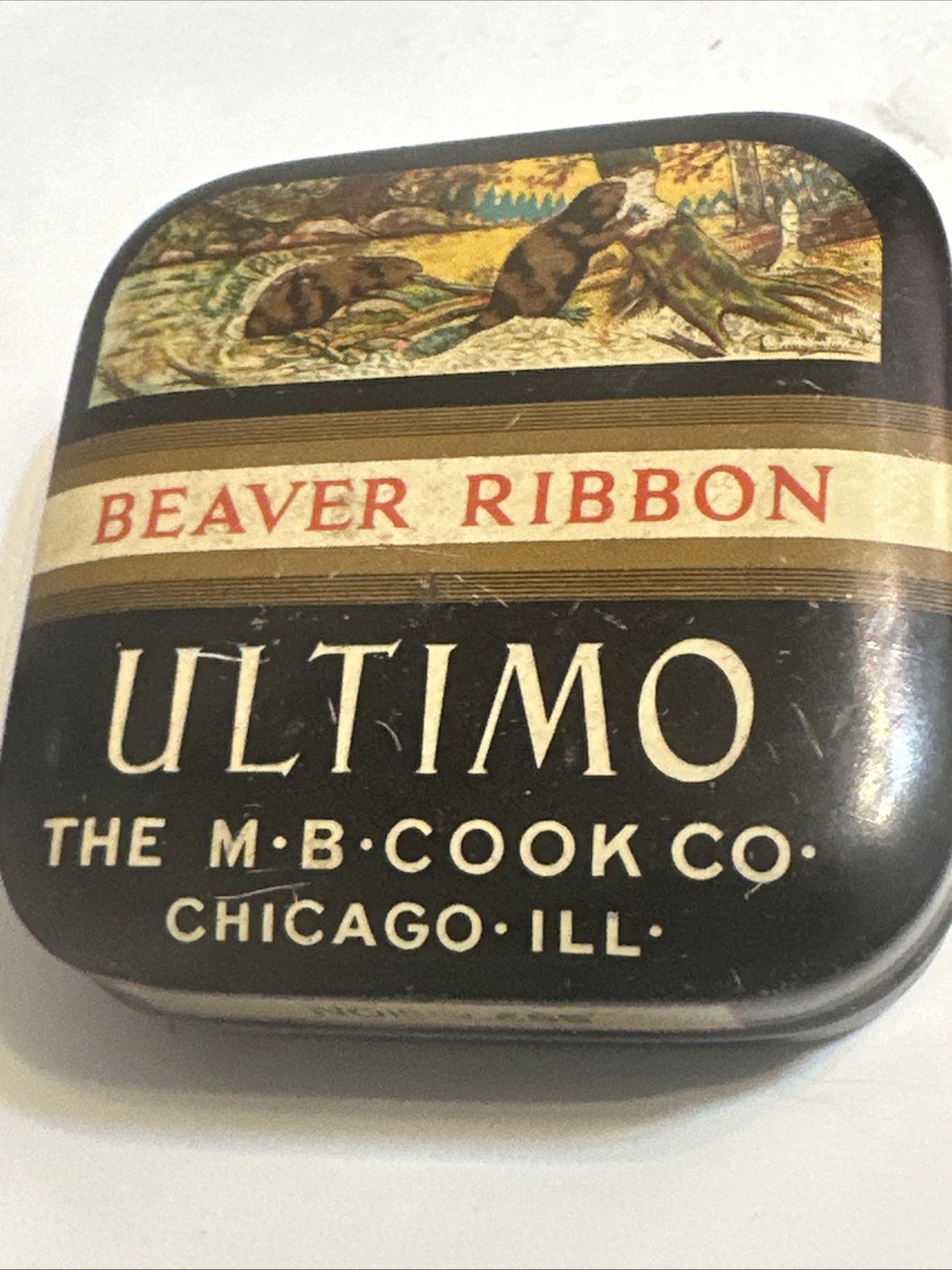 VINTAGE ADVERTISING TYPEWRITER RIBBON BEAVER RIBBON COLLECTIBLE TIN 90- NICE!