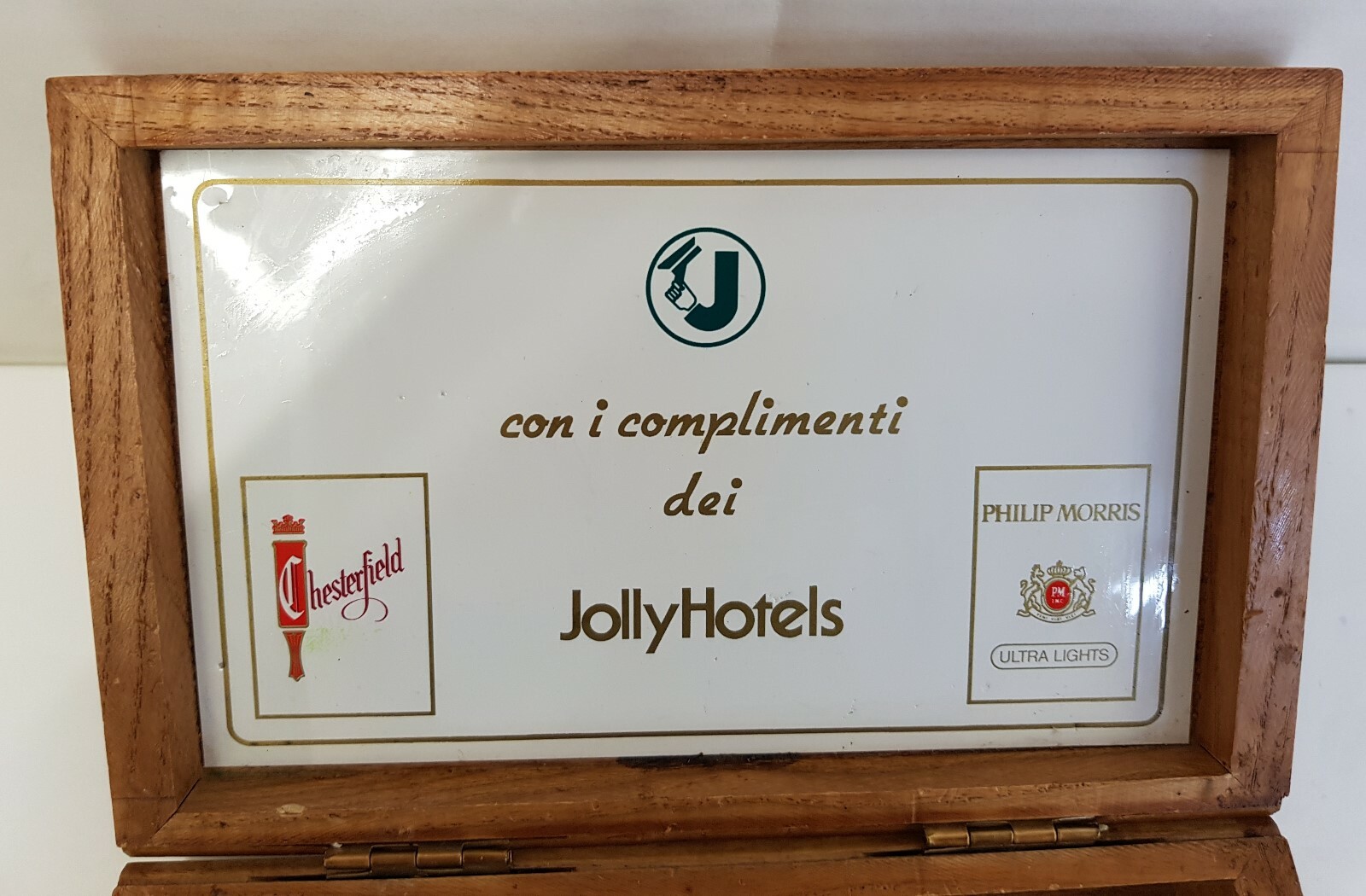 JOLLY HOTELS CHESTERFIELD PHILP MORRIS Pub Cigarette Tobacco Holder Wooden Box