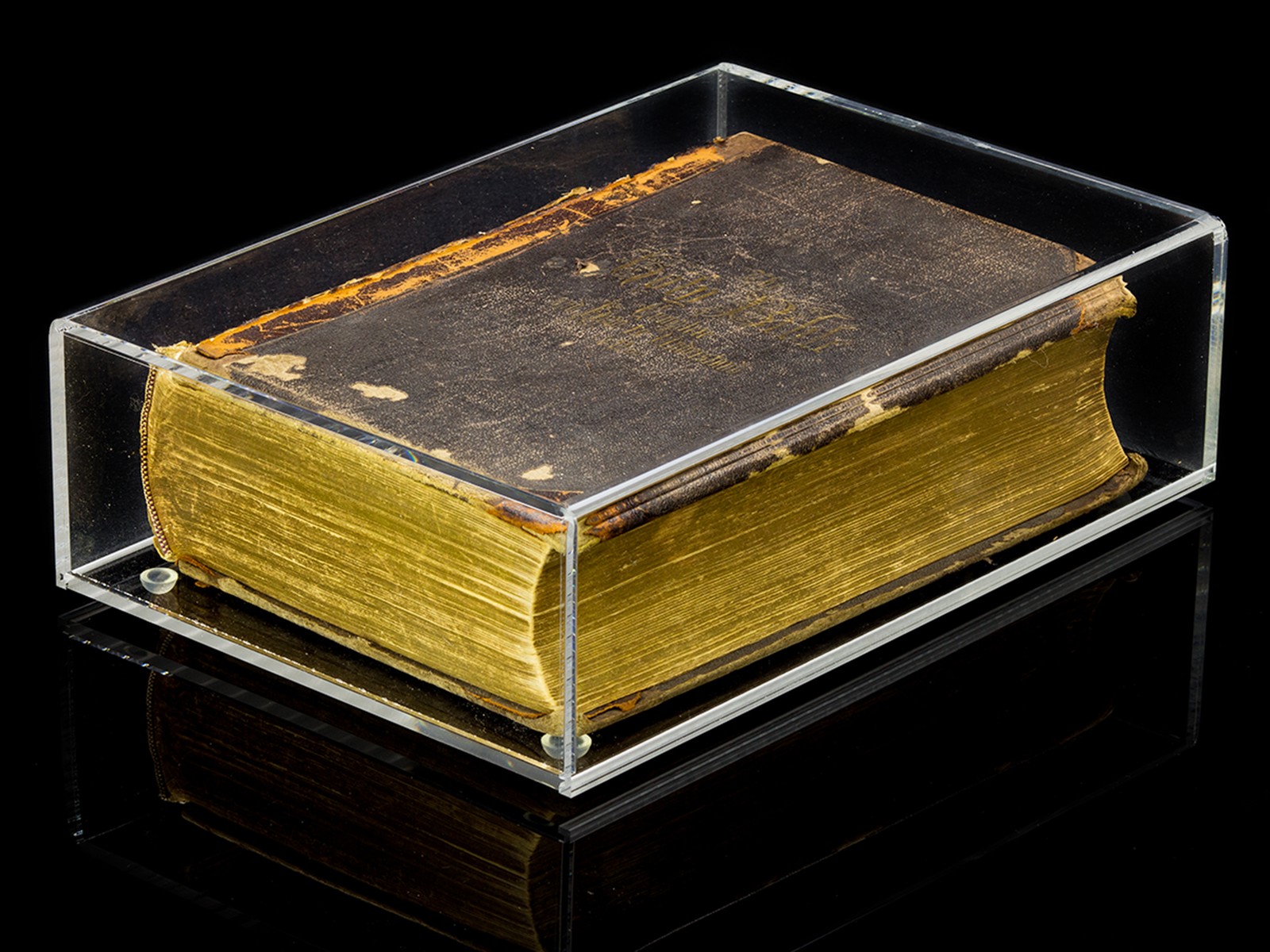 Clear Table Top Display Case 12.75×3.75×8.87 for Collectible Book (A020-CBTT)