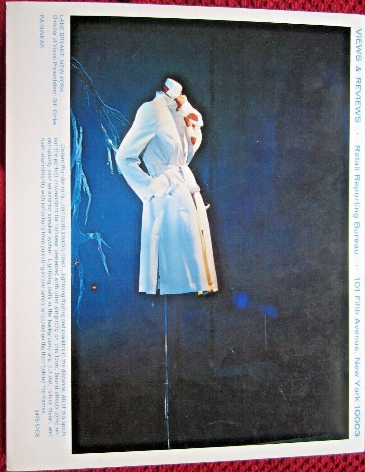 1976 LANE BRYANT NY STORE WINDOW DISPLAY RAINWEAR PHOTOGRAPH PRINT #471