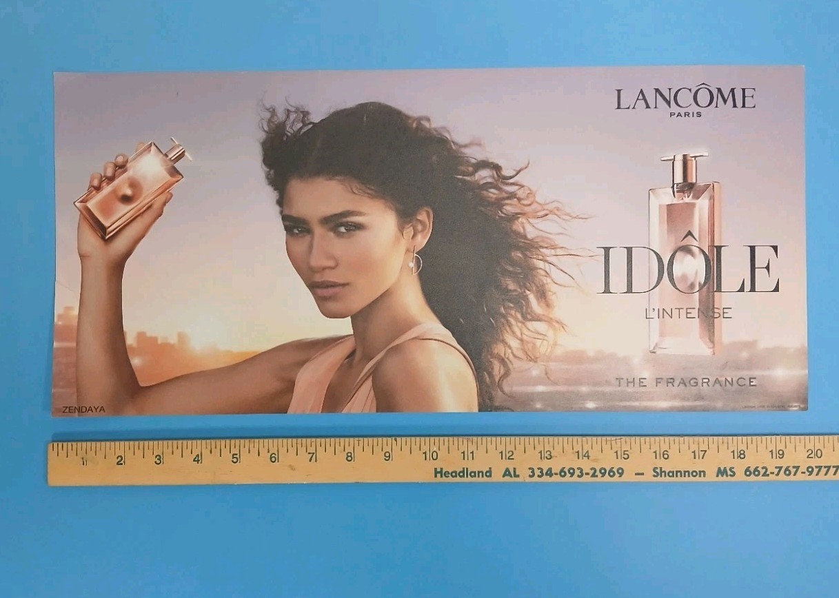 Zendaya Lancome Idole’ In-Store Advertisement/Display 20 X 9 Inches