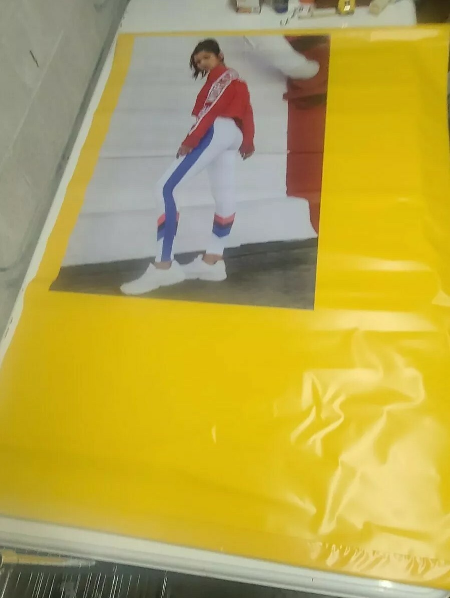 FOREVER 21 model VYNL banner limited edition 71X46 HUGE!