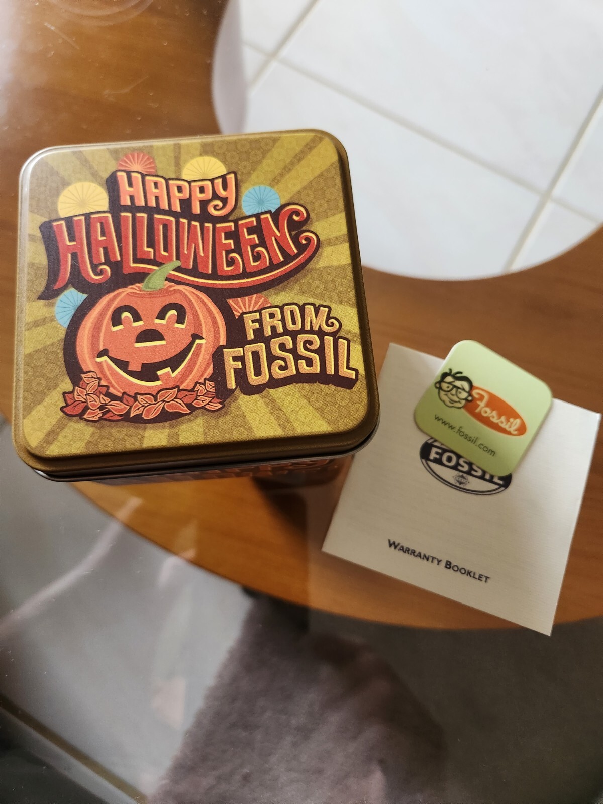 VINTAGE FOSSIL HALLOWEEN WATCH TIN FROM 90s RARE NEVER USED GREAT DISPLAY ITEM