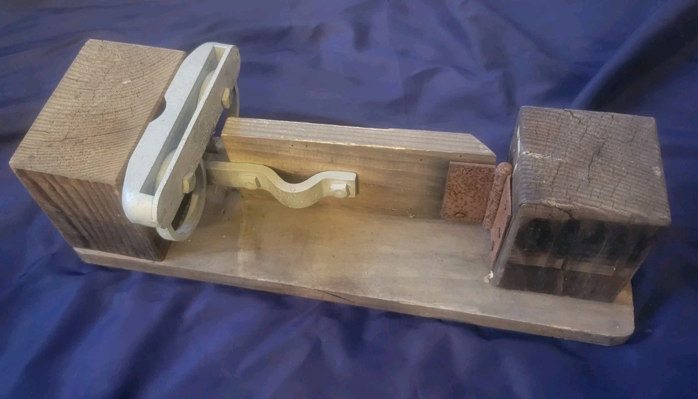 Vintage Gielow Ring Gate Latch Salesman Sample