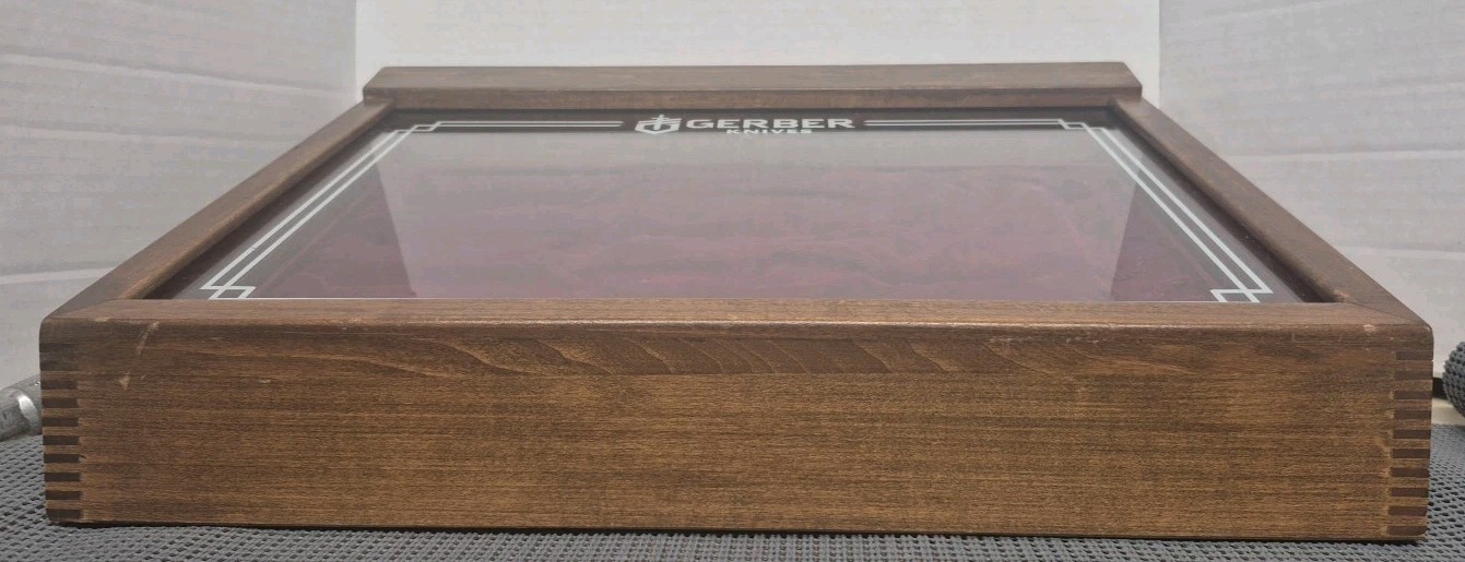 Vintage Gerber Knives Glass Faced Wooden Counter Knife Display – See Pics 4 Dims