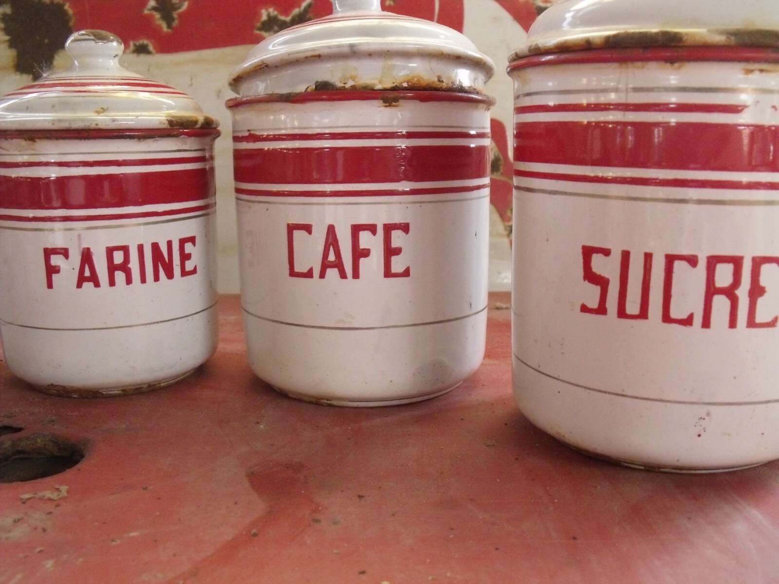 6 ANTIQUE ENAMELLED POTS WITH COFFEE TEA LID. indus. factory, GARAGE CAR MOTORCYCLE,