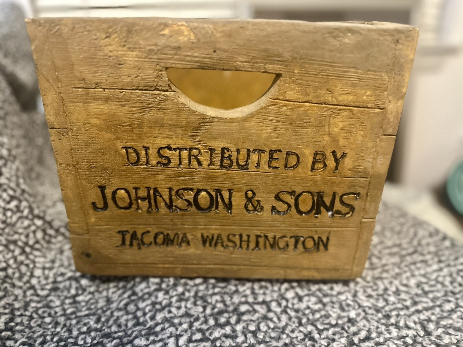Johnson and Sons crate Box Tacoma, Washington (Fantasy Foam/Novelty/art deco)