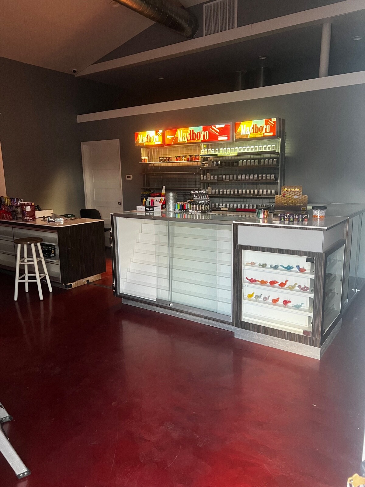 retail display cases and cigarette racks