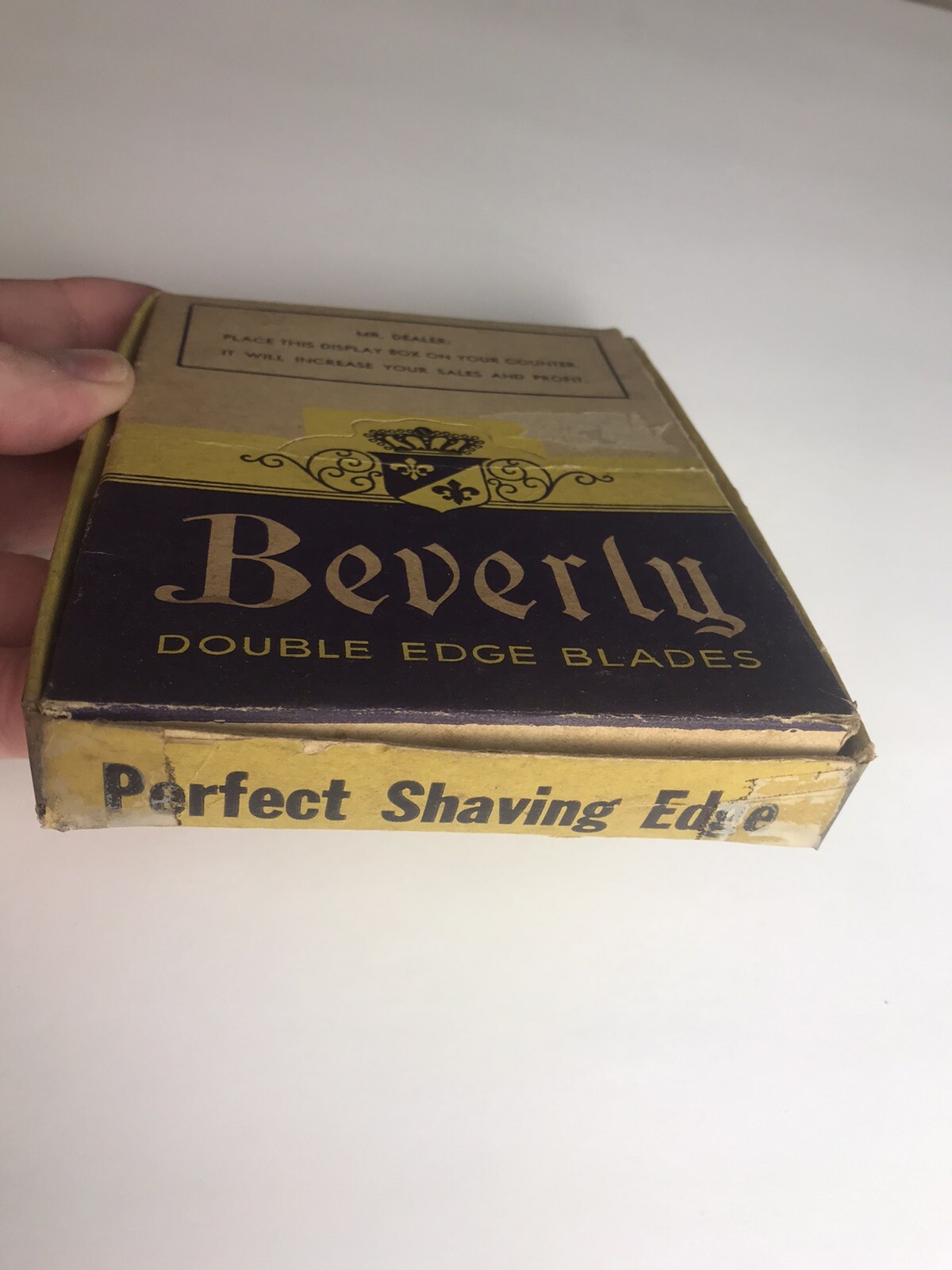 RARE VINTAGE BEVERLY ELIZABETH N.J. RAZOR BLADE COUNTER DISPLAY 20 PACKS IN BOX