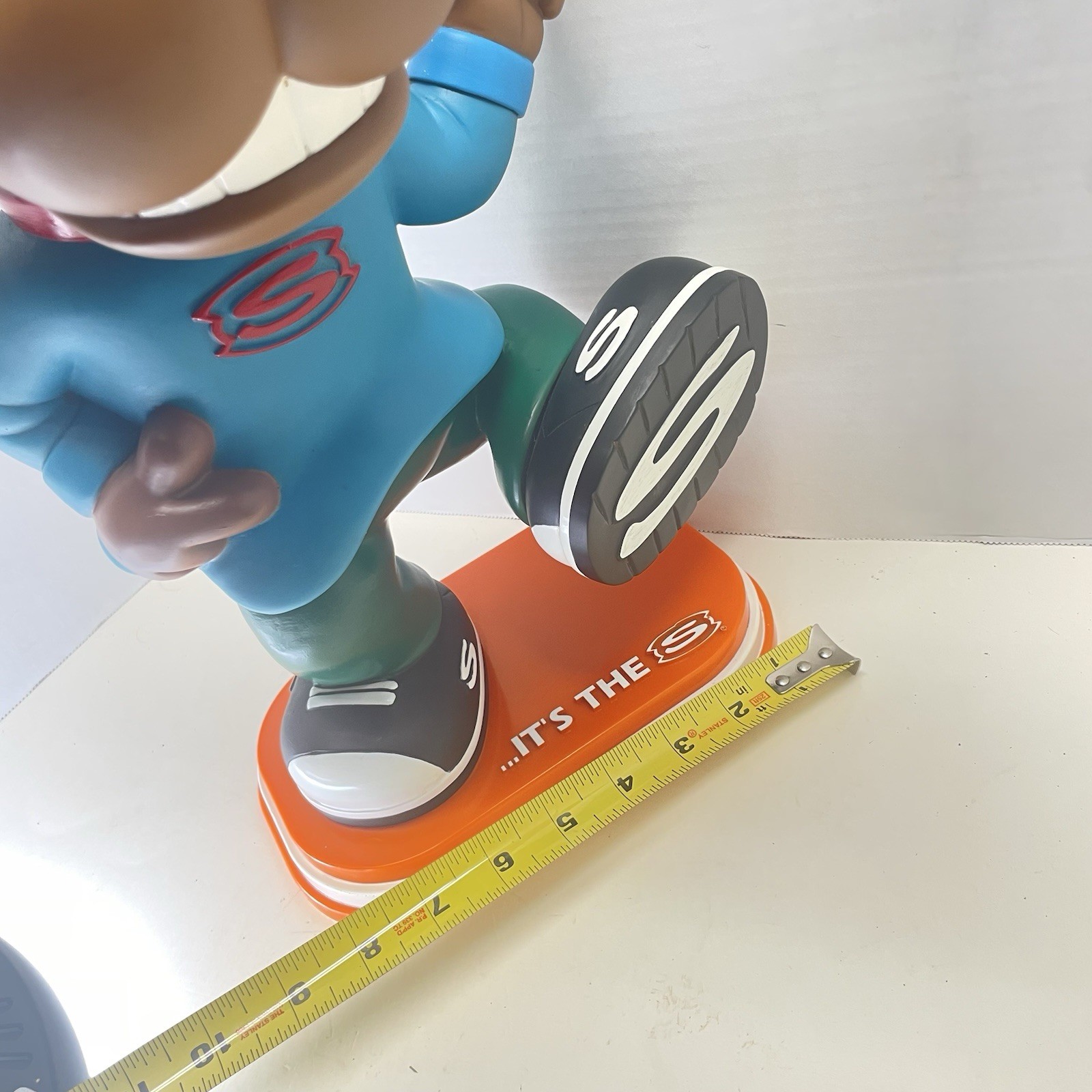 SKECHERS Shoe Sneakers Dog STORE DISPLAY ADVERTISING STATUE 17″ EXTRA Rare!