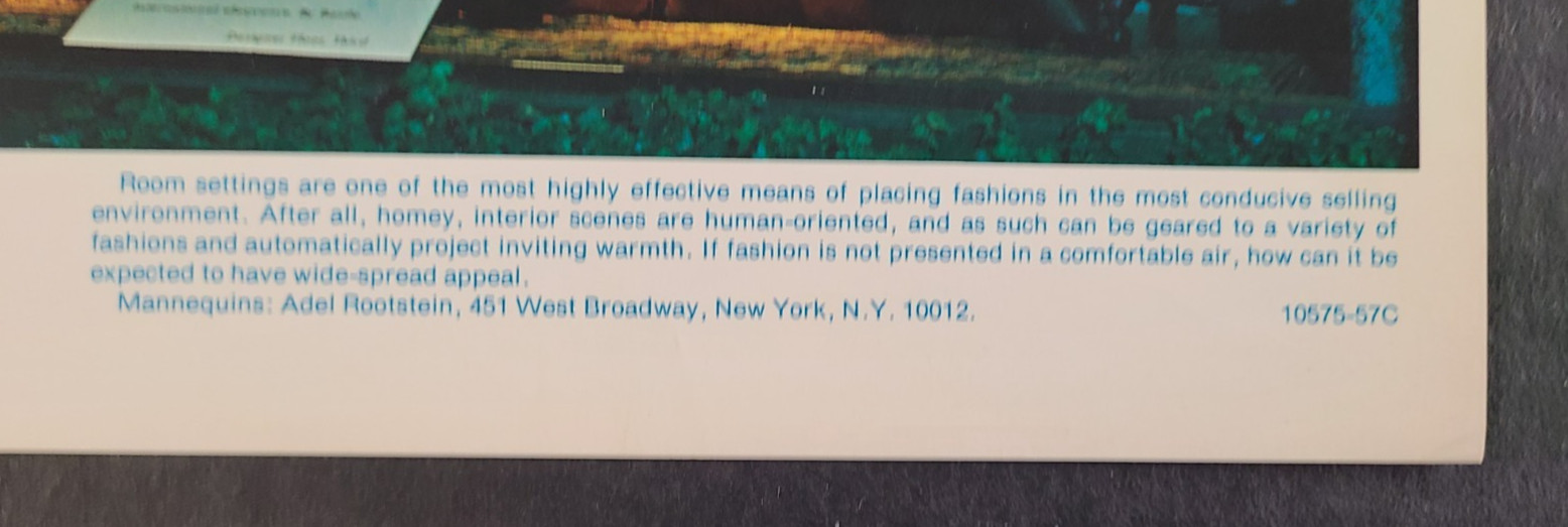 1975 LORD & TAYLOR, NEW YORK WINDOW DISPLAY PHOTO PRINT INTERNATIONAL ELOQUENCE