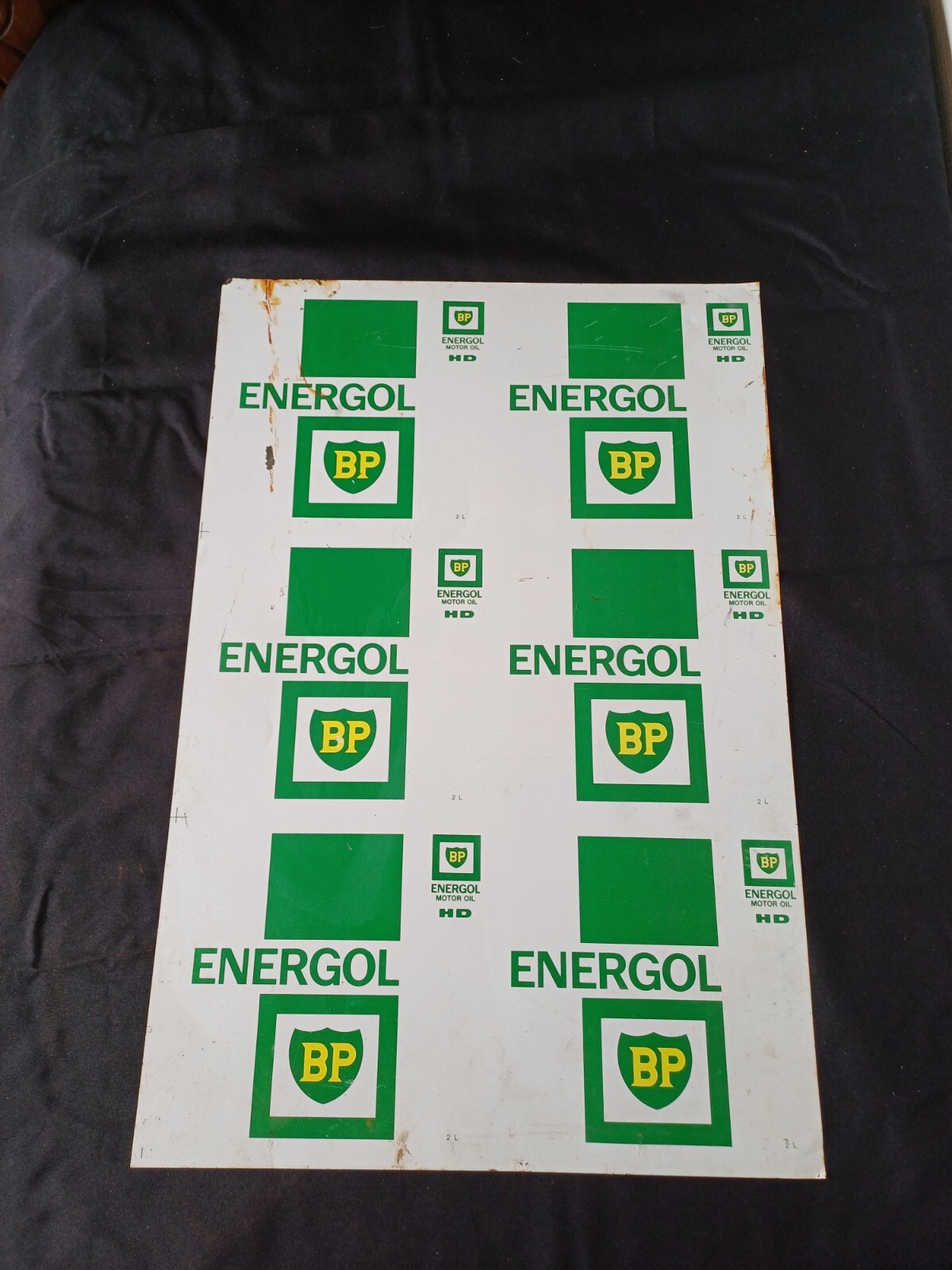 Plaque Tôle conception des bidons d’huile BP Energol
