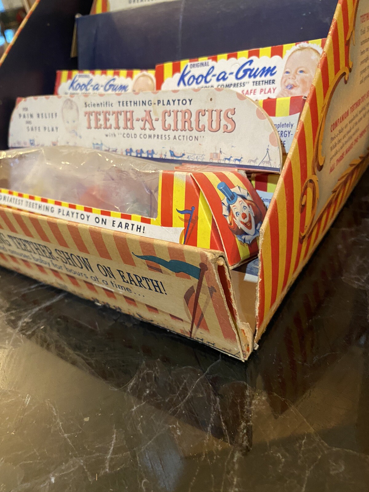 3 RING TEETHING CIRCUS RARE VINTAGE LARGE COUNTERTOP STORE DISPLAY 1940’s