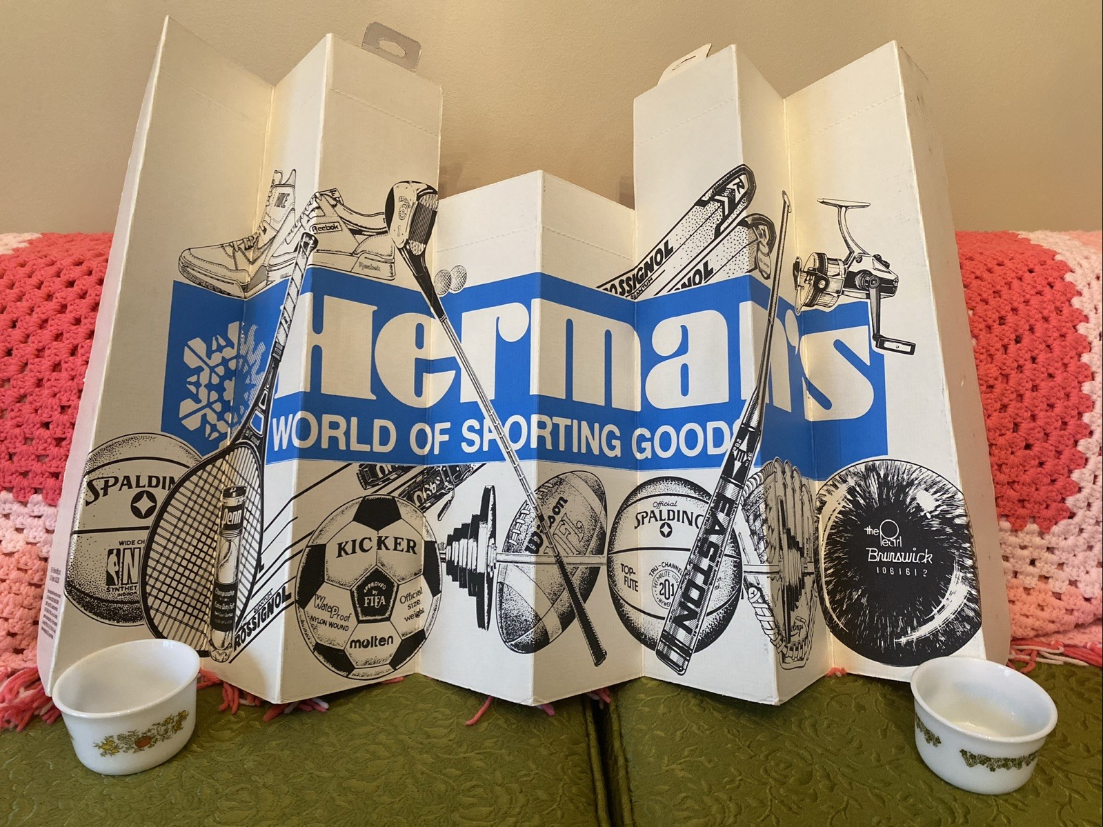 Herman’s World Of Sporting Goods Window STANDEE Vintage FOLD PROMO Sign RARE AD