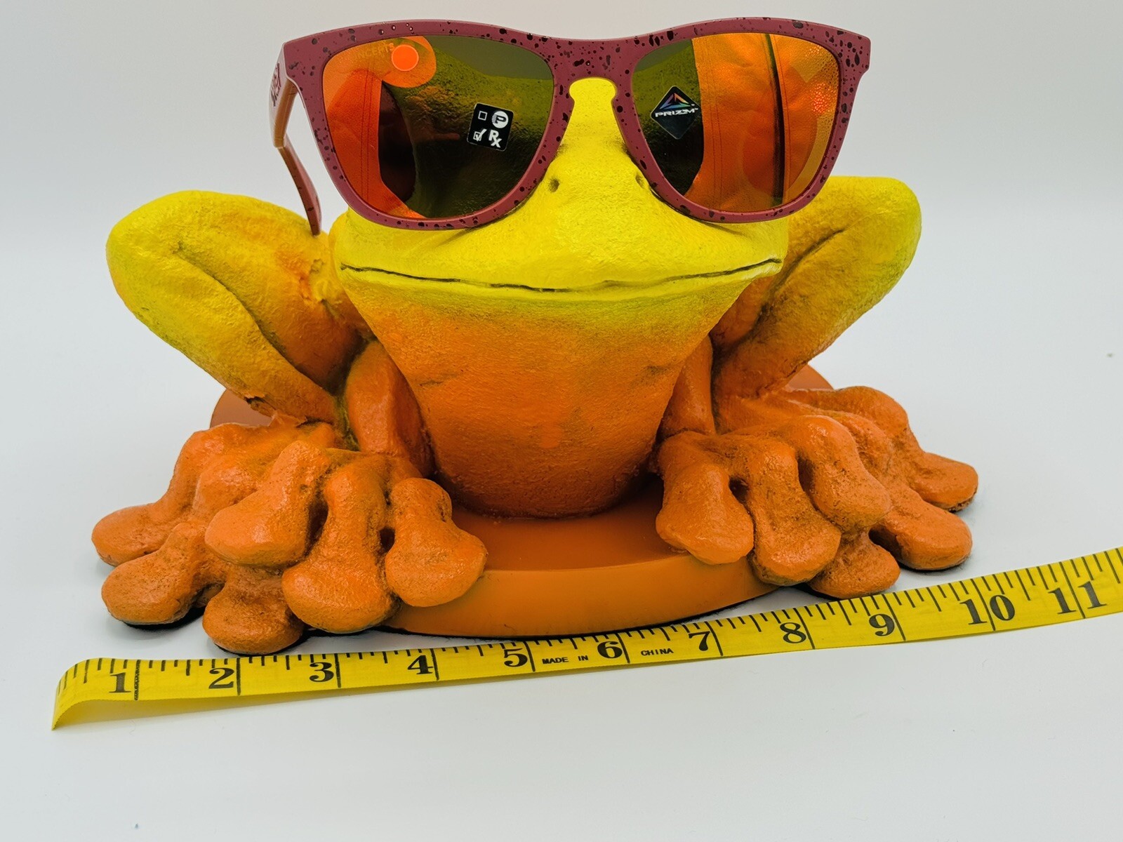 OAKLEY FROG HEAD DISPLAY FOR OAKLEY FROGSKINS SUNGLASSES YELLOW X-LARGE STATUE