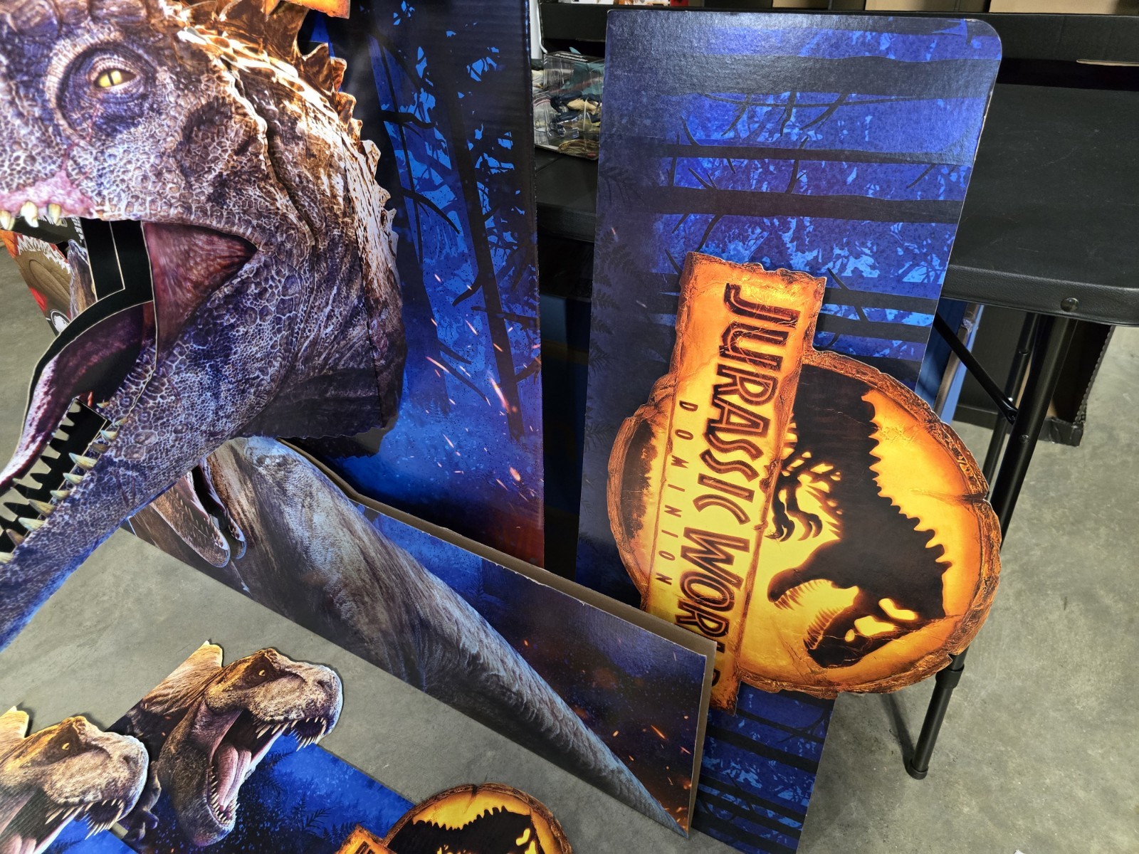 Jurassic World Dominion Walmart End cap Store Display HUGE RARE Complete