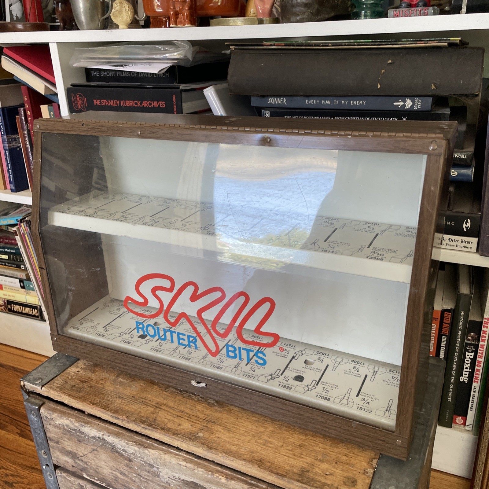 VTG Metal Skill Router Bits hardware tool store display Dealership case Skil Saw
