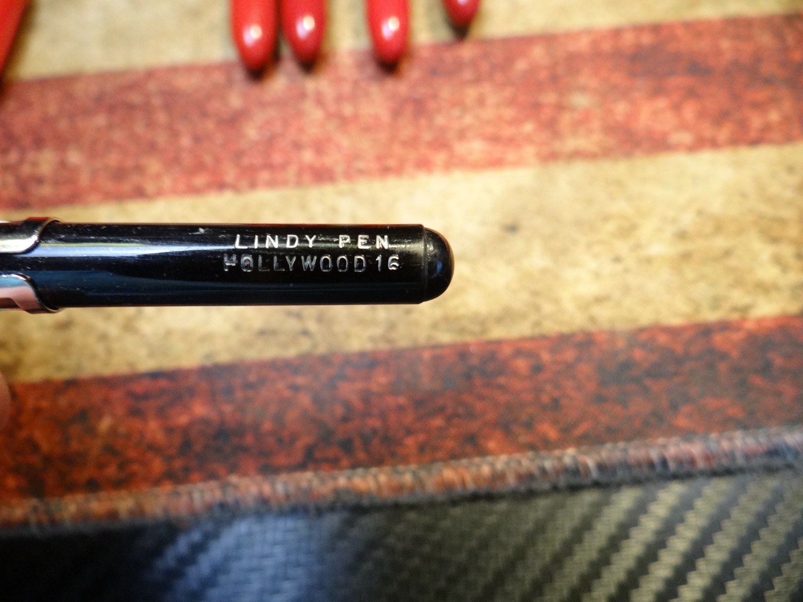 Vintage Lindy Pens Store Display with 12 Pens