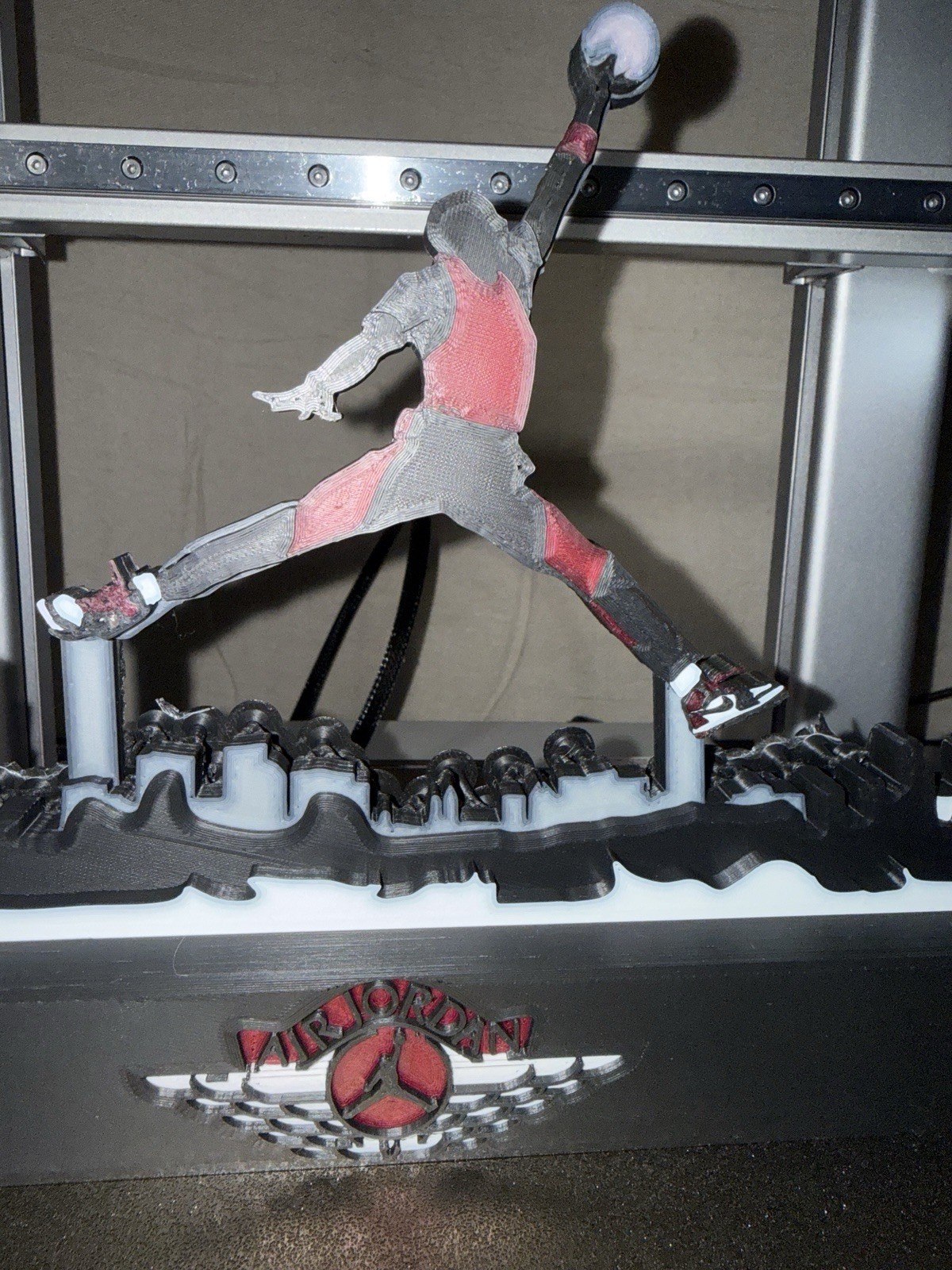 3D Printed Basketball Player Display – Fan Art