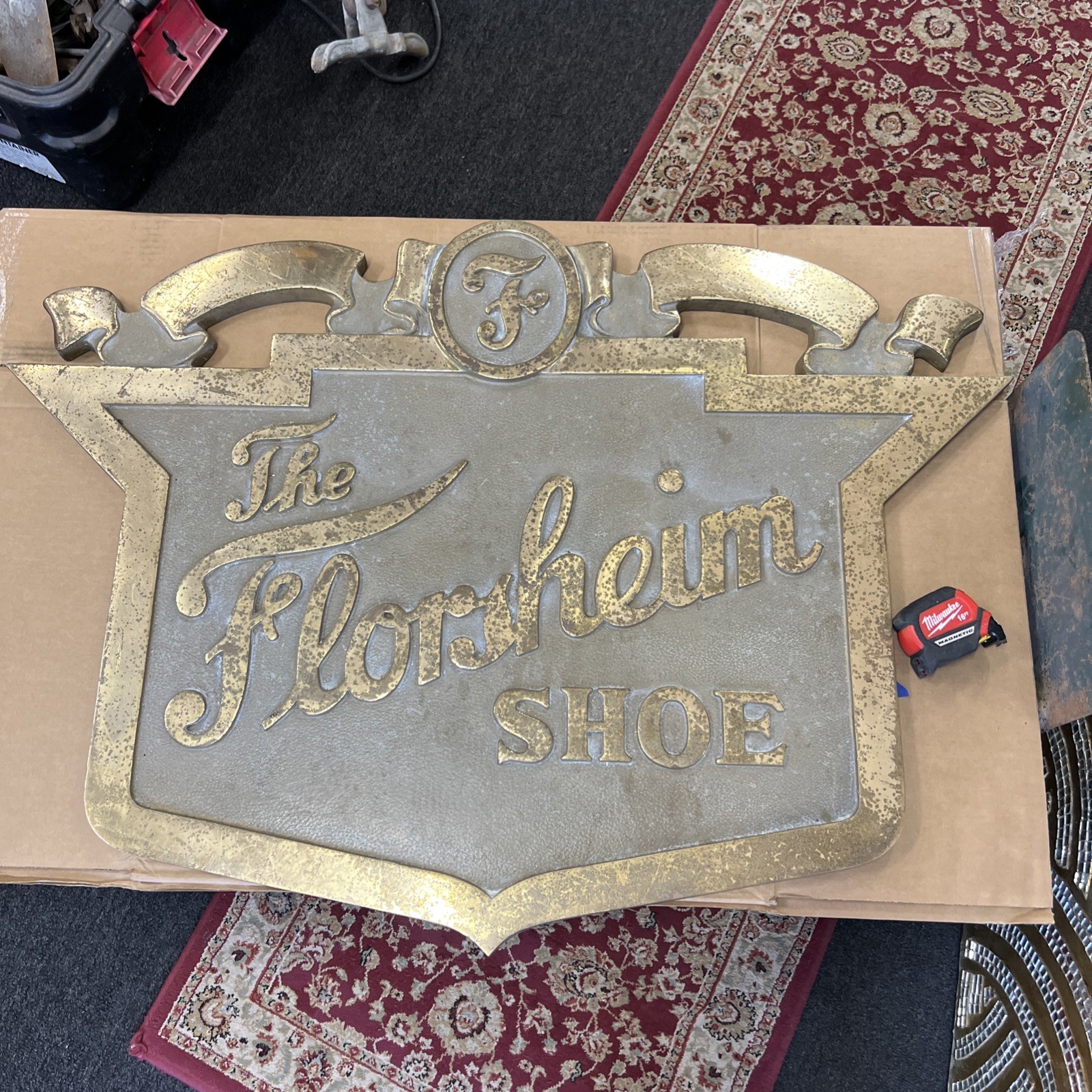 The FLORSHEIM SHOE Brass Department Store Display Advert Sign 94 LBS 41×291/2