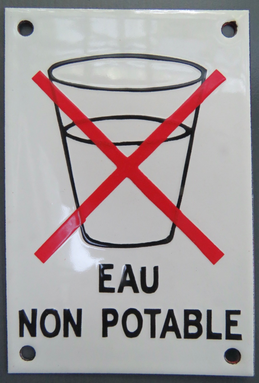 VINTAGE ENAMEL PLAQUE NEW CONDITION “NON-DRINKING WATER”