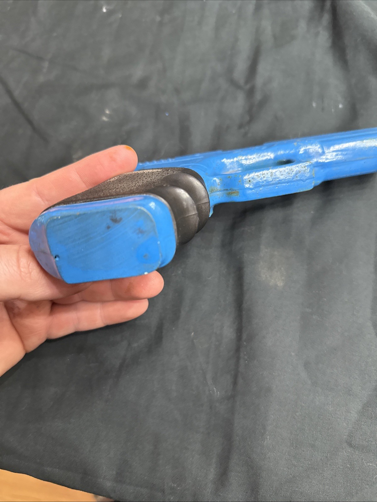 Vintage Hogue HANDALL Grip Blue Trainer Display Sporting Store Glock 17