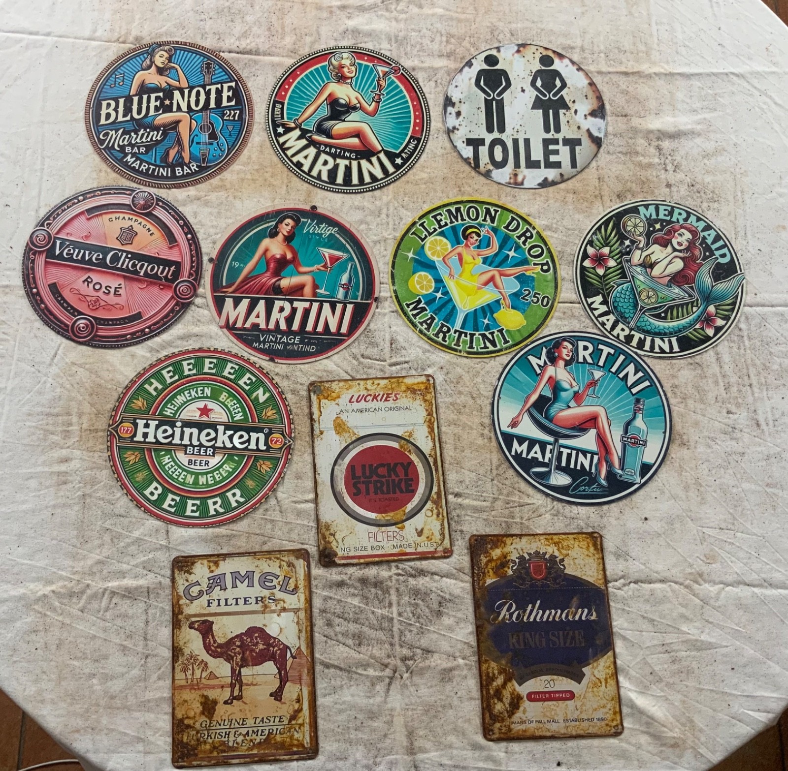 Metal plates No. 12 plates, cm 20×20